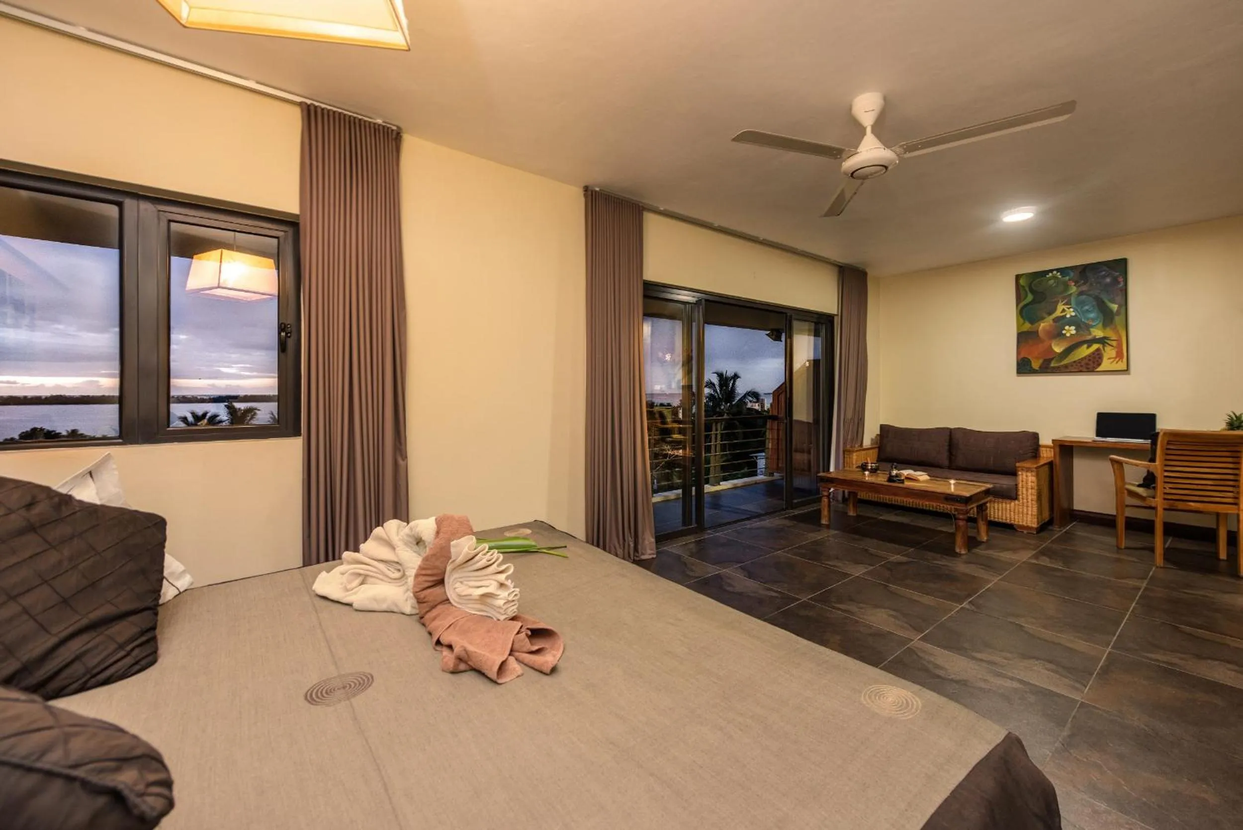 Living room in Happy Days Guest House