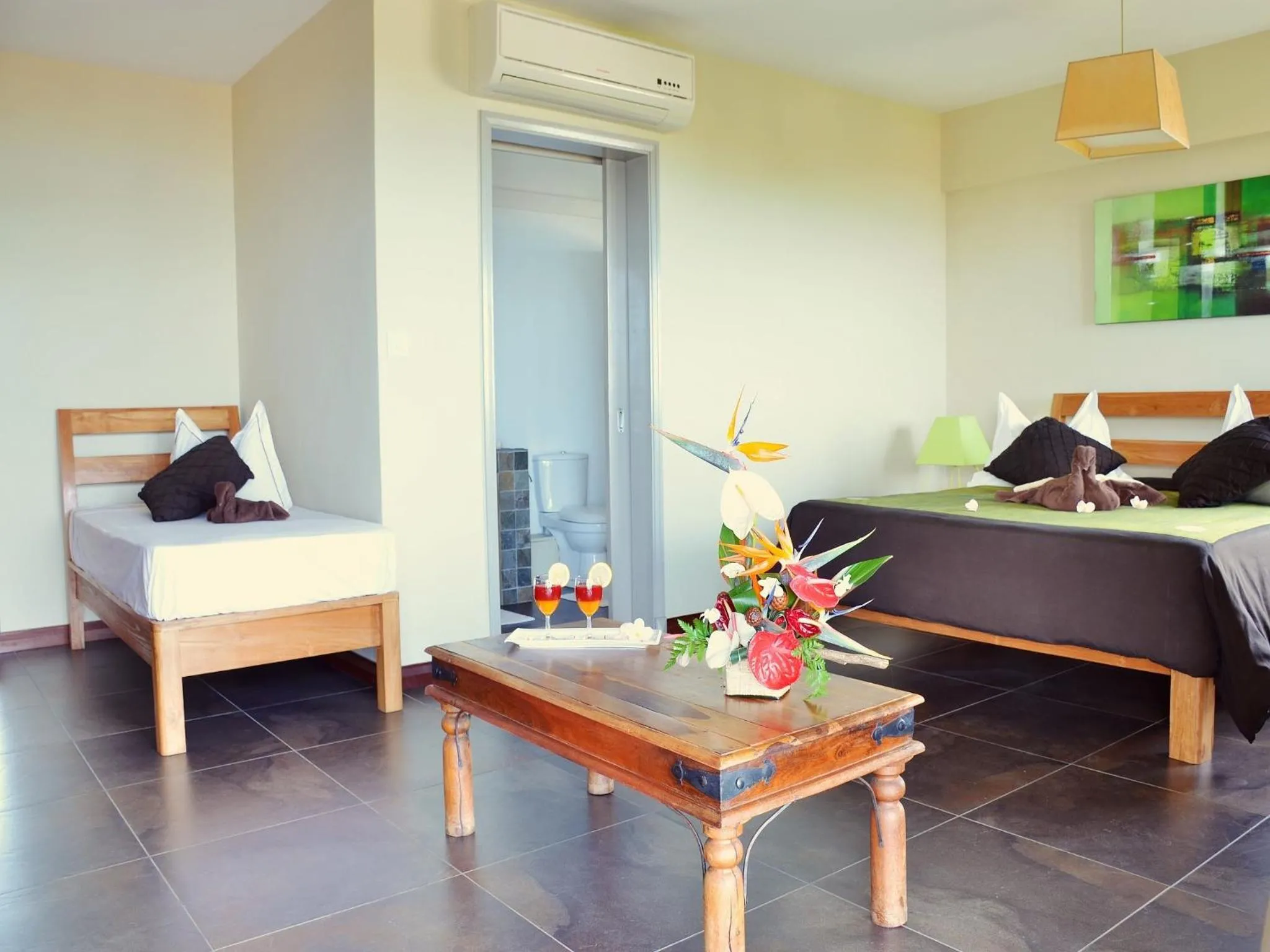 Bathroom, Bed in Happy Days Guest House