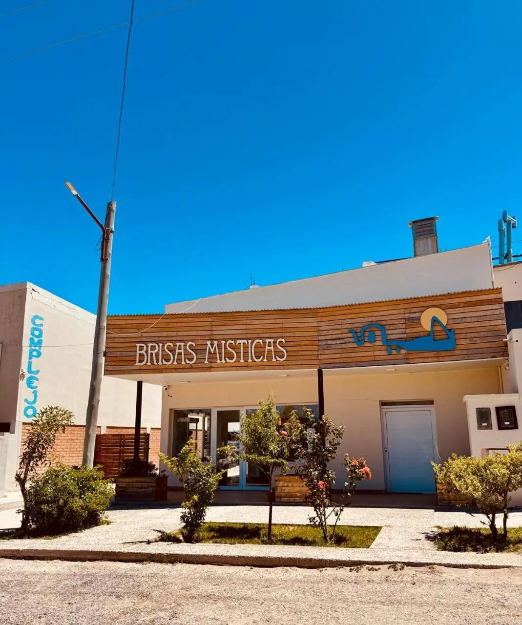 Property building in Complejo Brisas Místicas