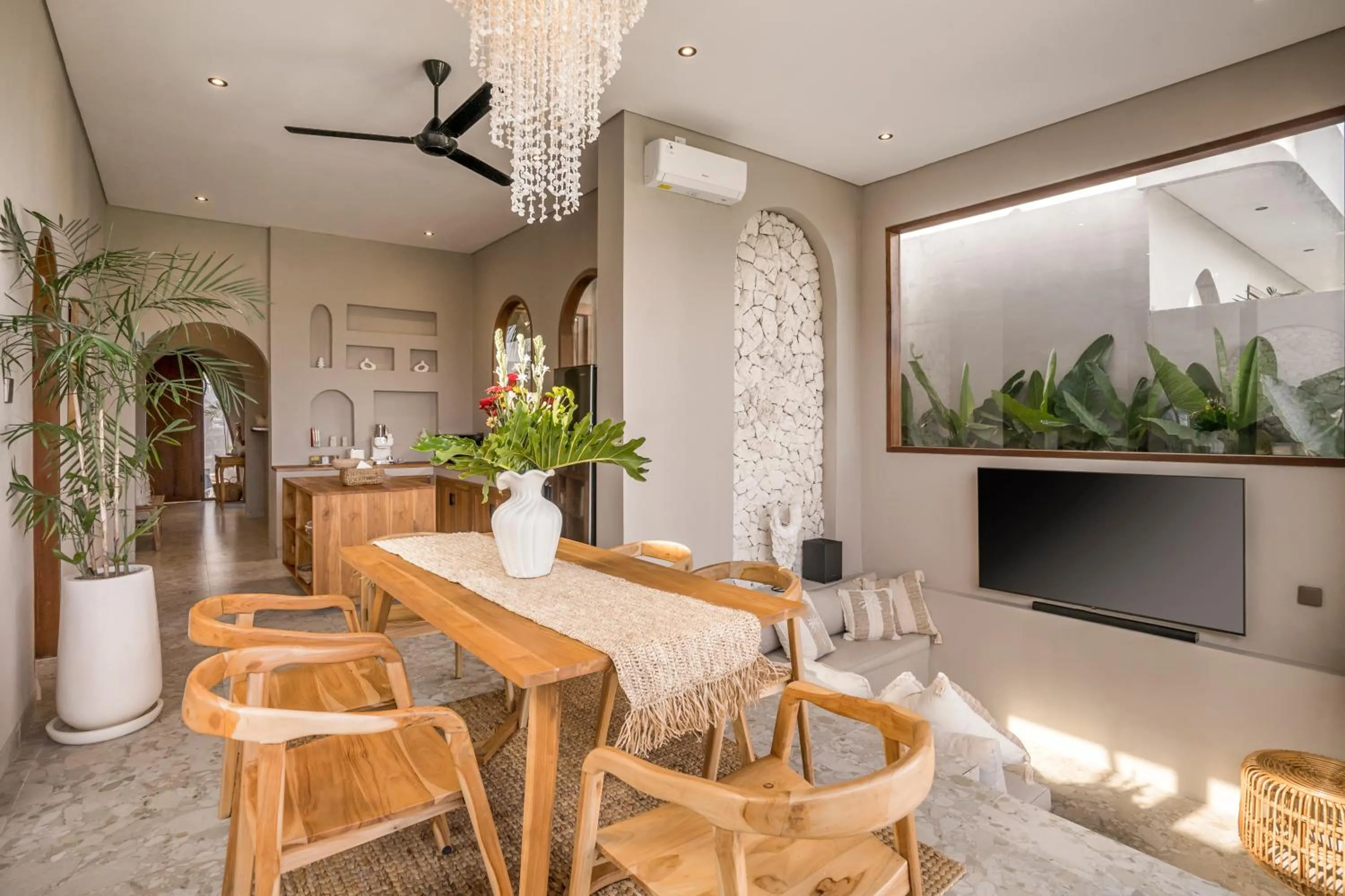 TV and multimedia in Villa Bayu by Alfred in Bali