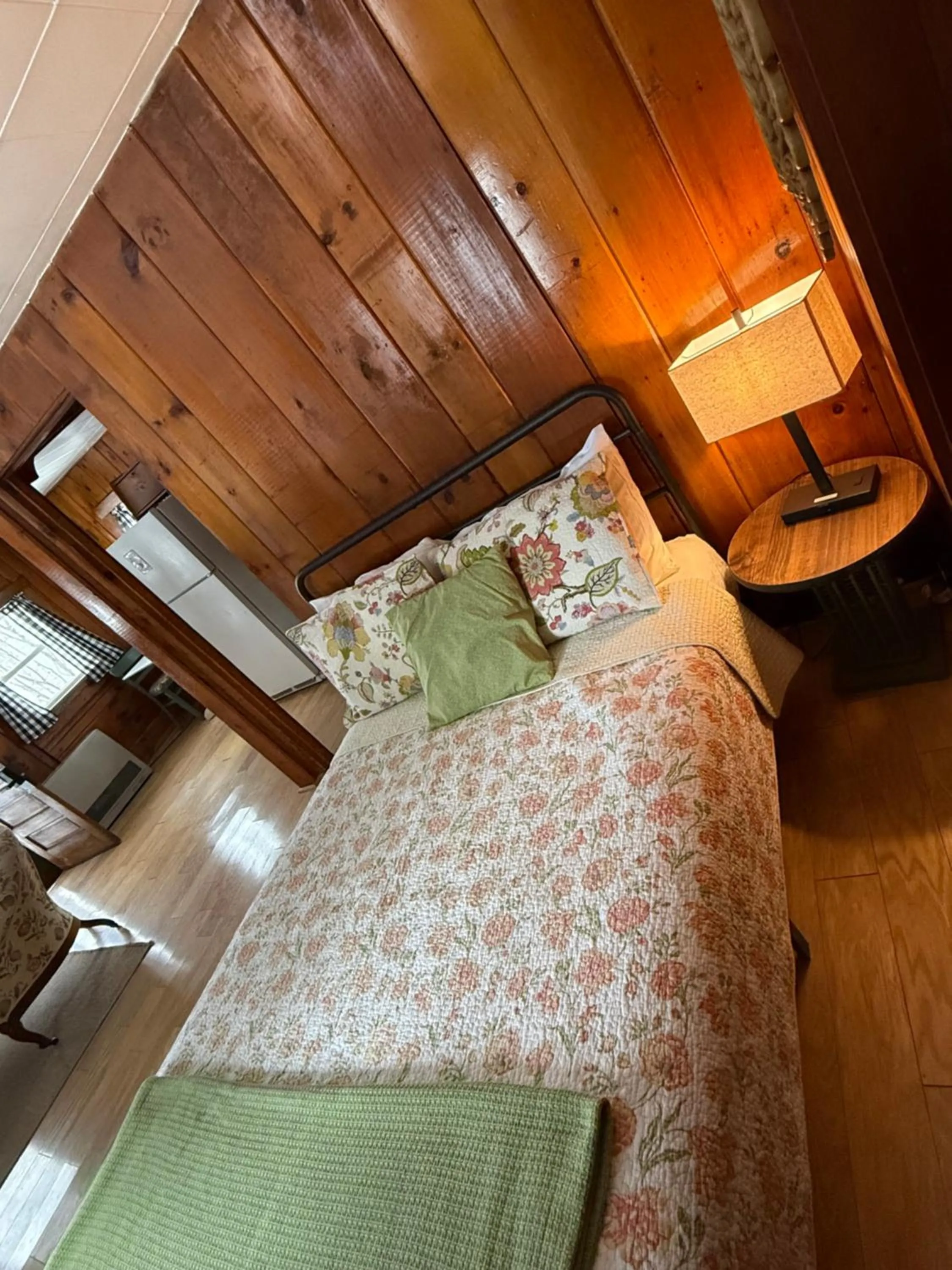 Bed in Cottage Place on Squam Lake