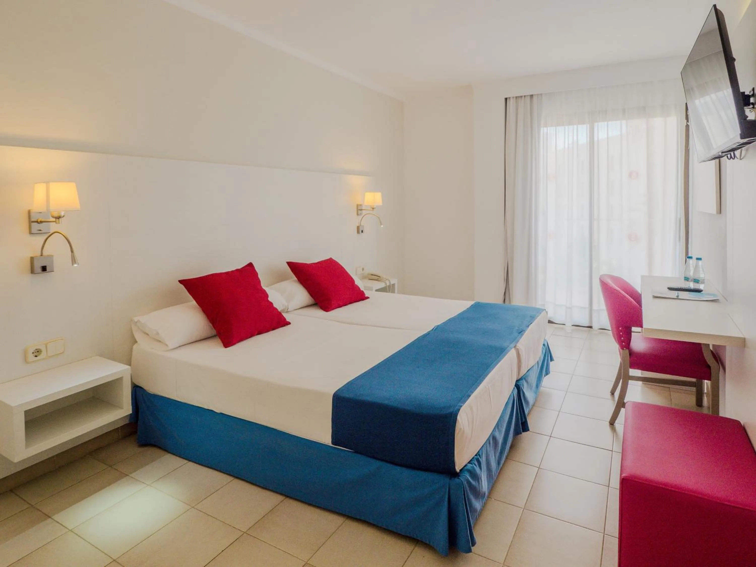 Bed in Hotel La Santa Maria