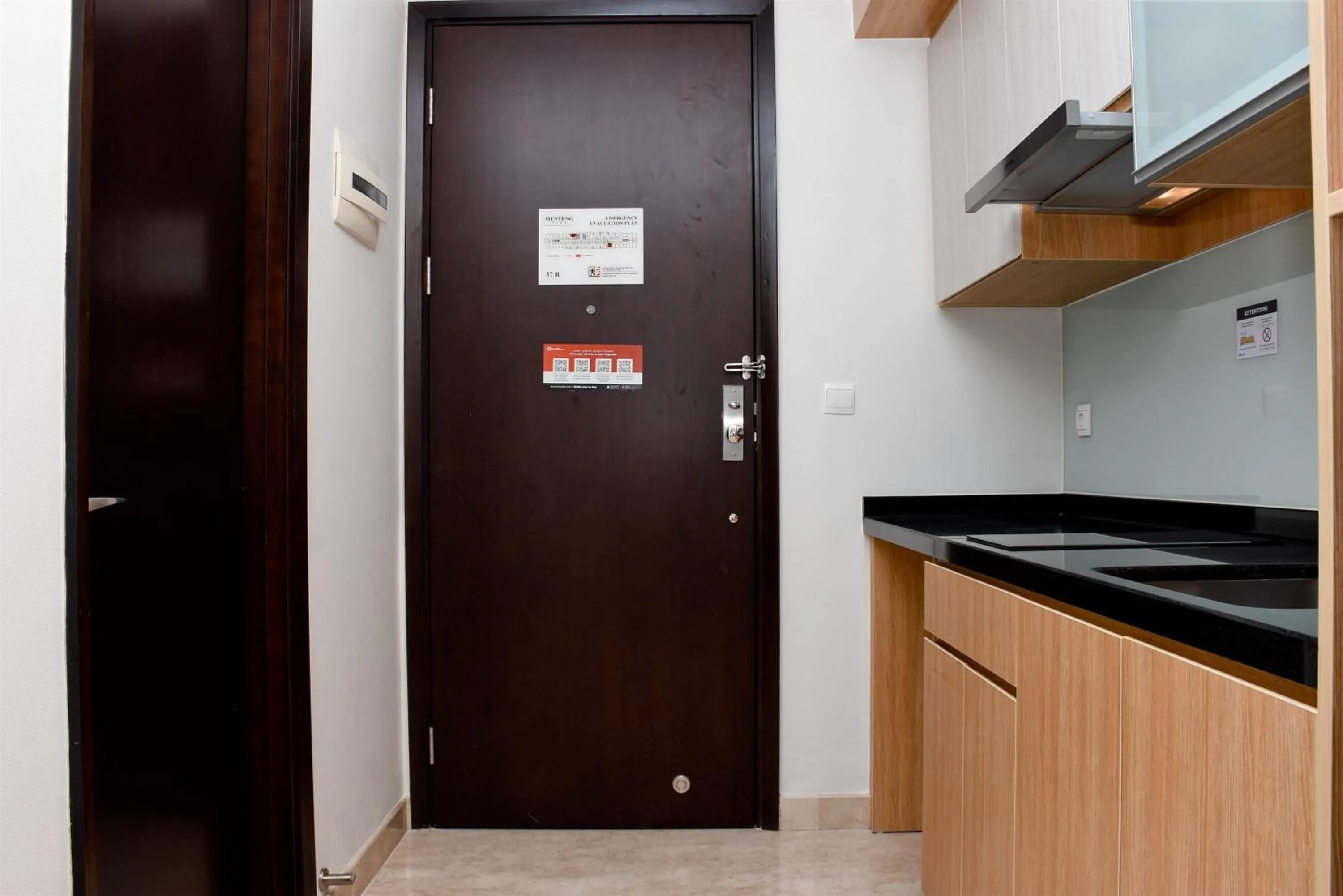 Cozy Living Studio at Menteng Park Apartment By Travelio