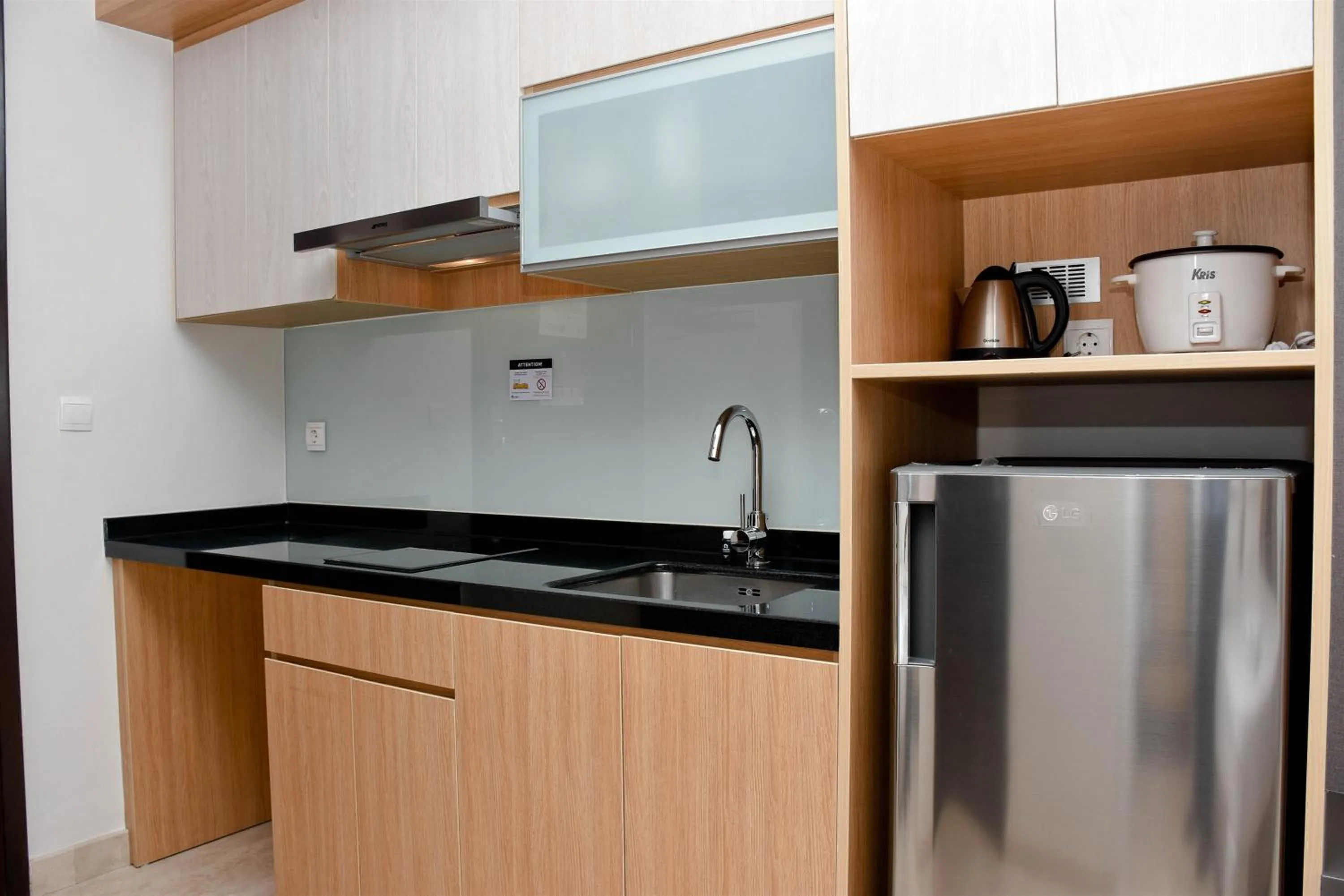 Cozy Living Studio at Menteng Park Apartment By Travelio