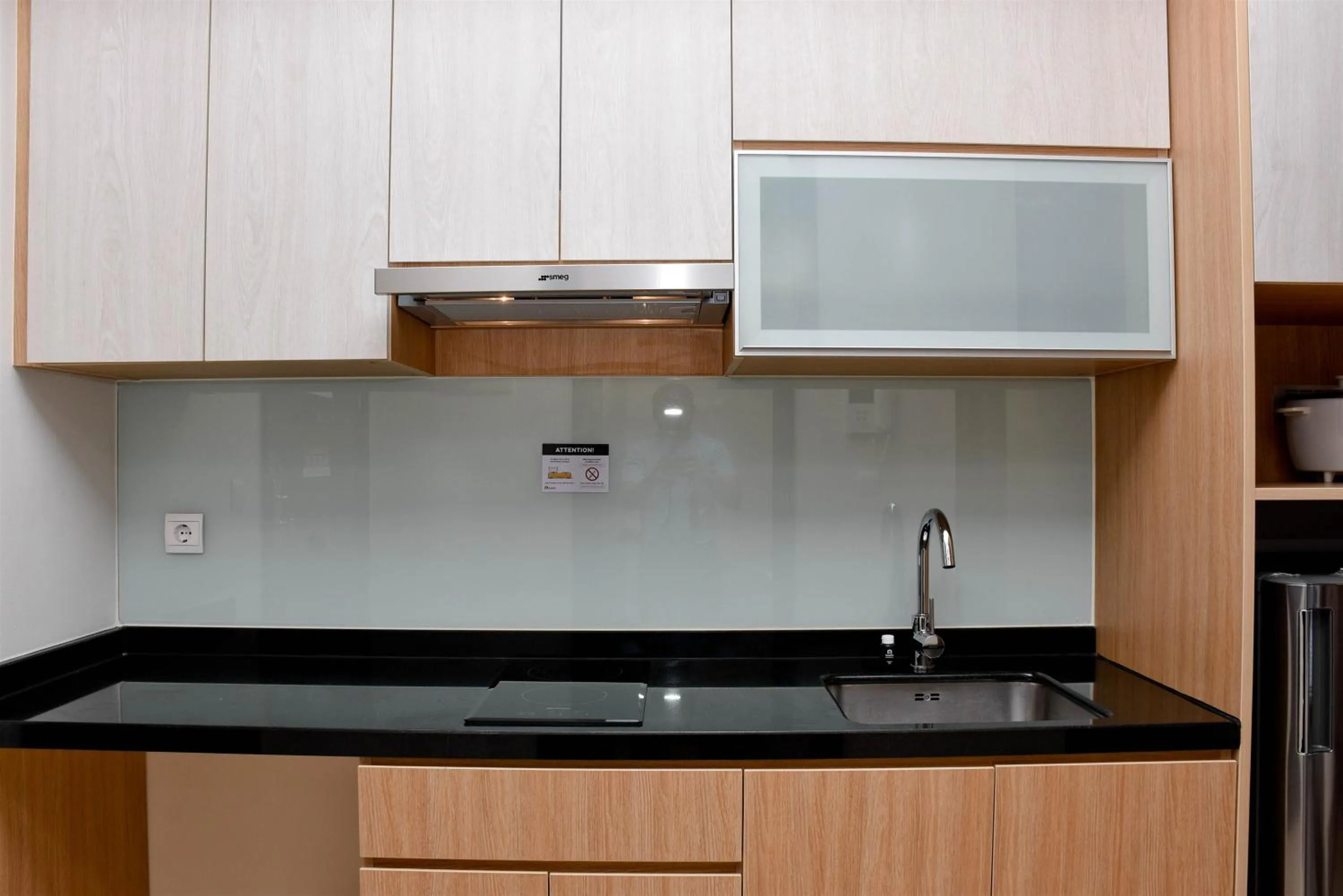 Cozy Living Studio at Menteng Park Apartment By Travelio