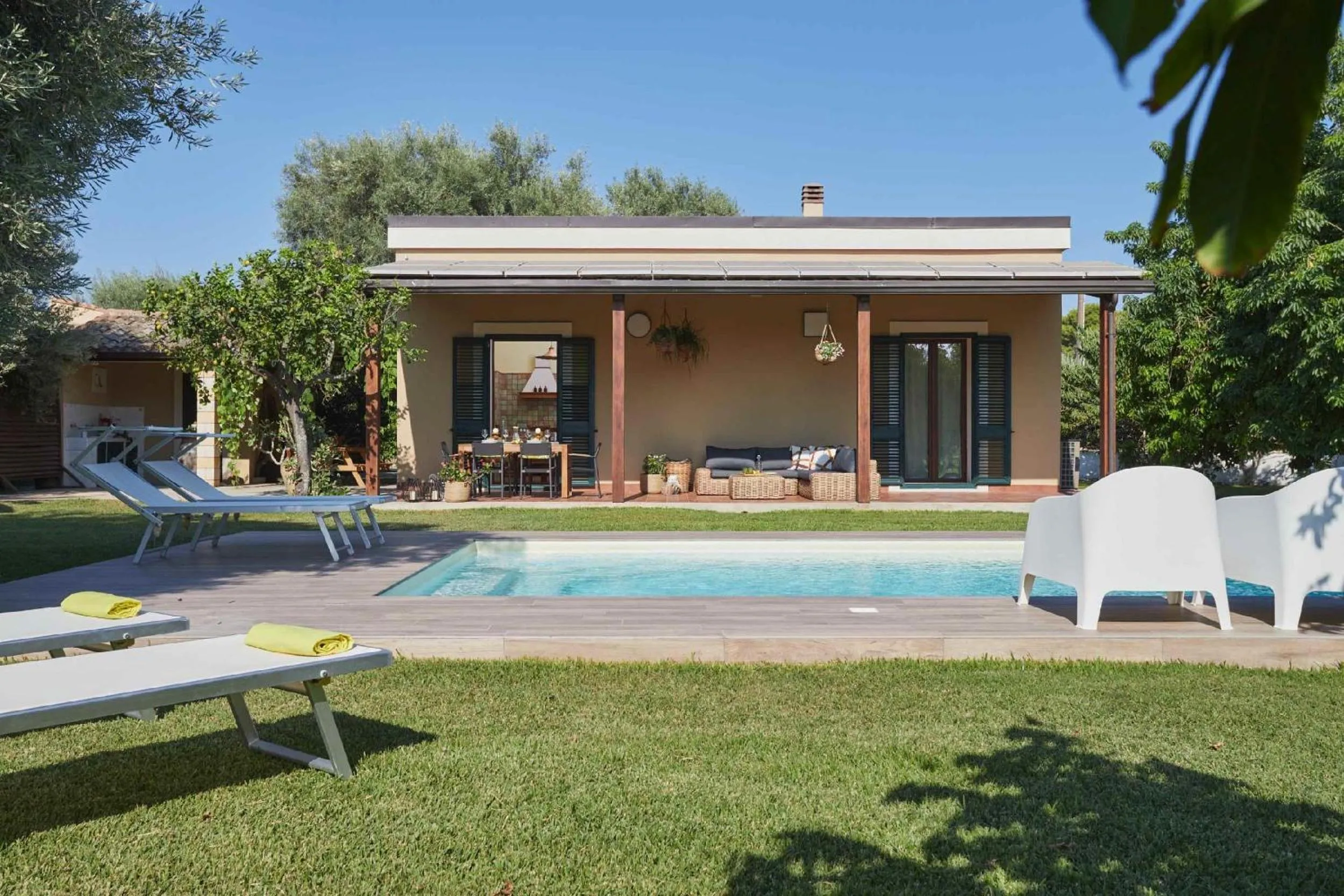 Casale della Pergola eco-friendly pool