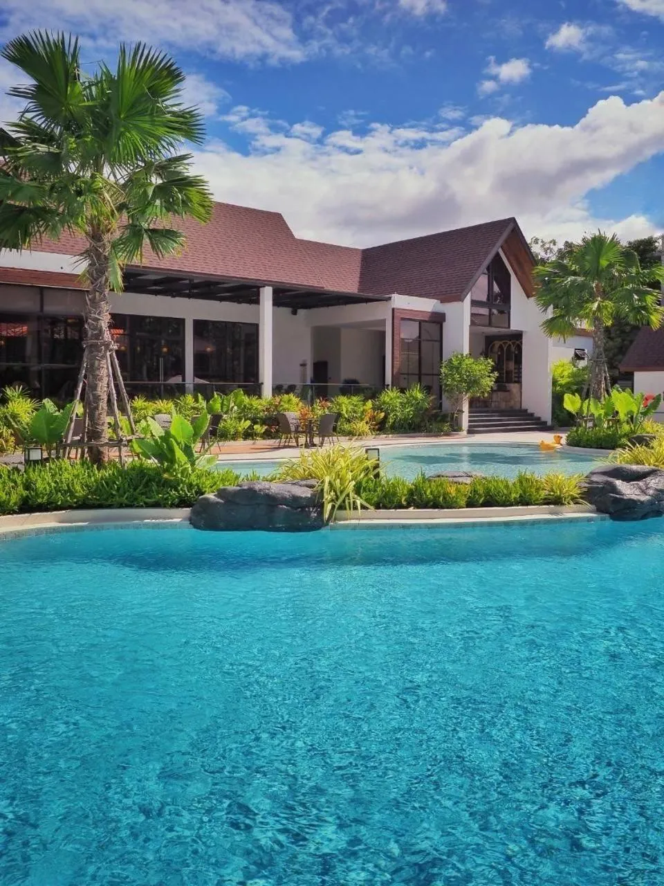 Property building in Kastel Pattaya Hotel