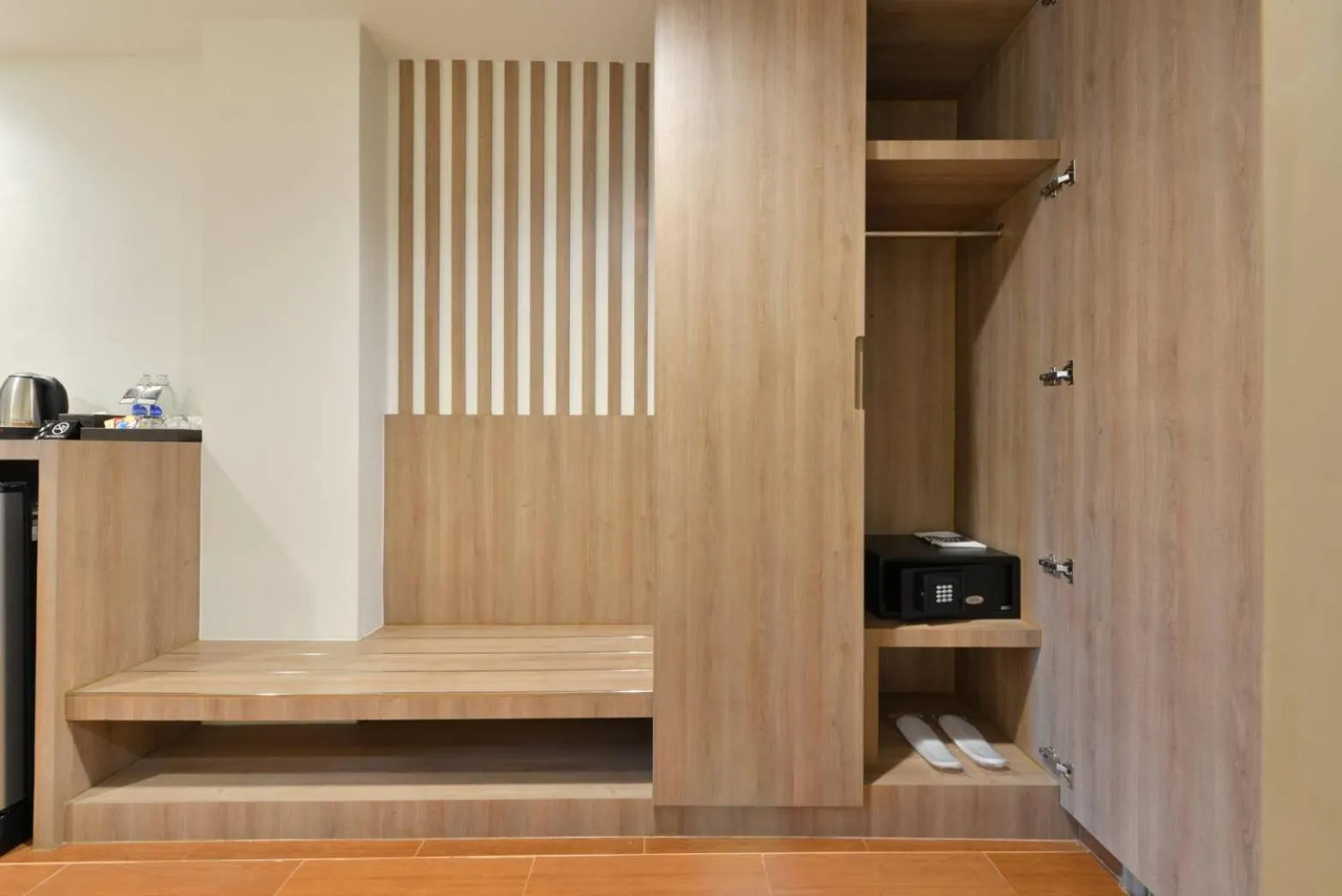 Bedroom in Kastel Pattaya Hotel