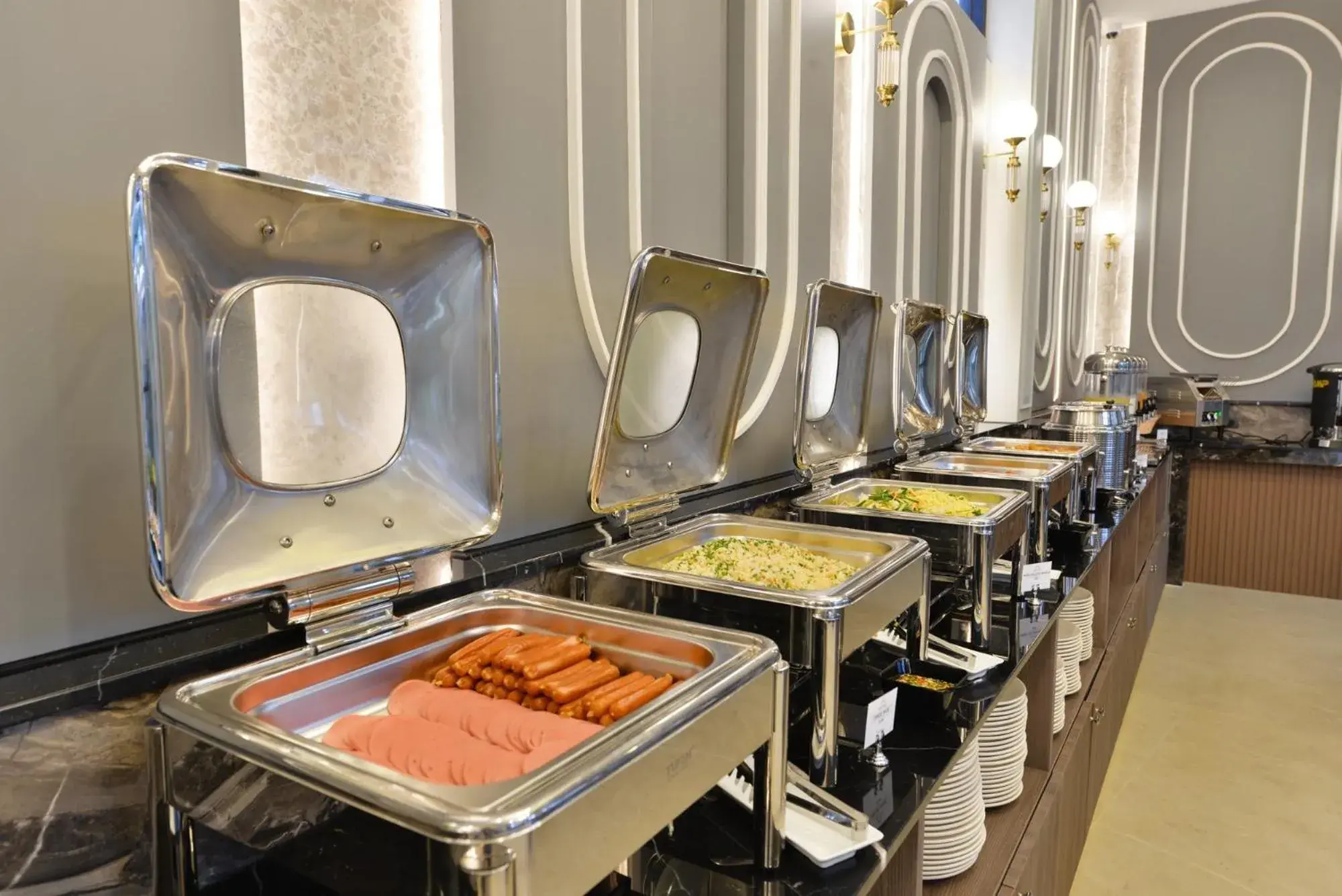 Restaurant/places to eat in Kastel Pattaya Hotel Restaurant/places to eat in Kastel Pattaya Hotel