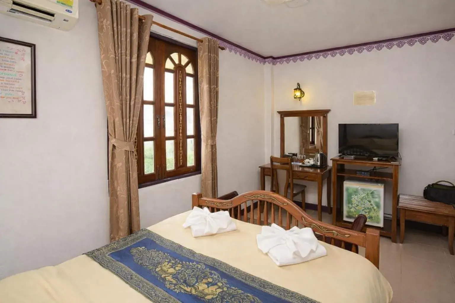 Bed in Ban Ao Thong Bed in Ban Ao Thong