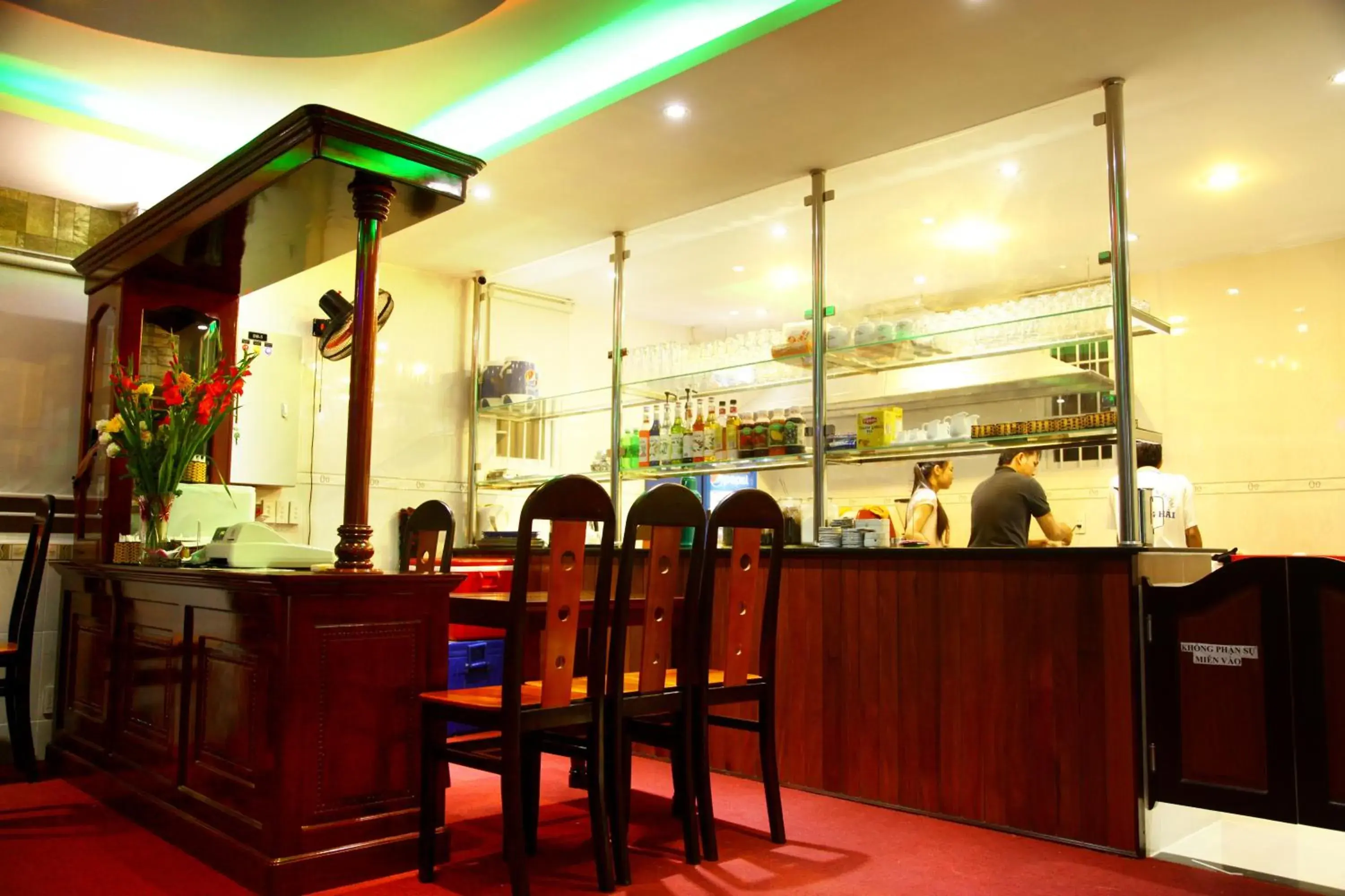 Restaurant/places to eat in Minh Kieu Hotel Restaurant/places to eat in Minh Kieu Hotel