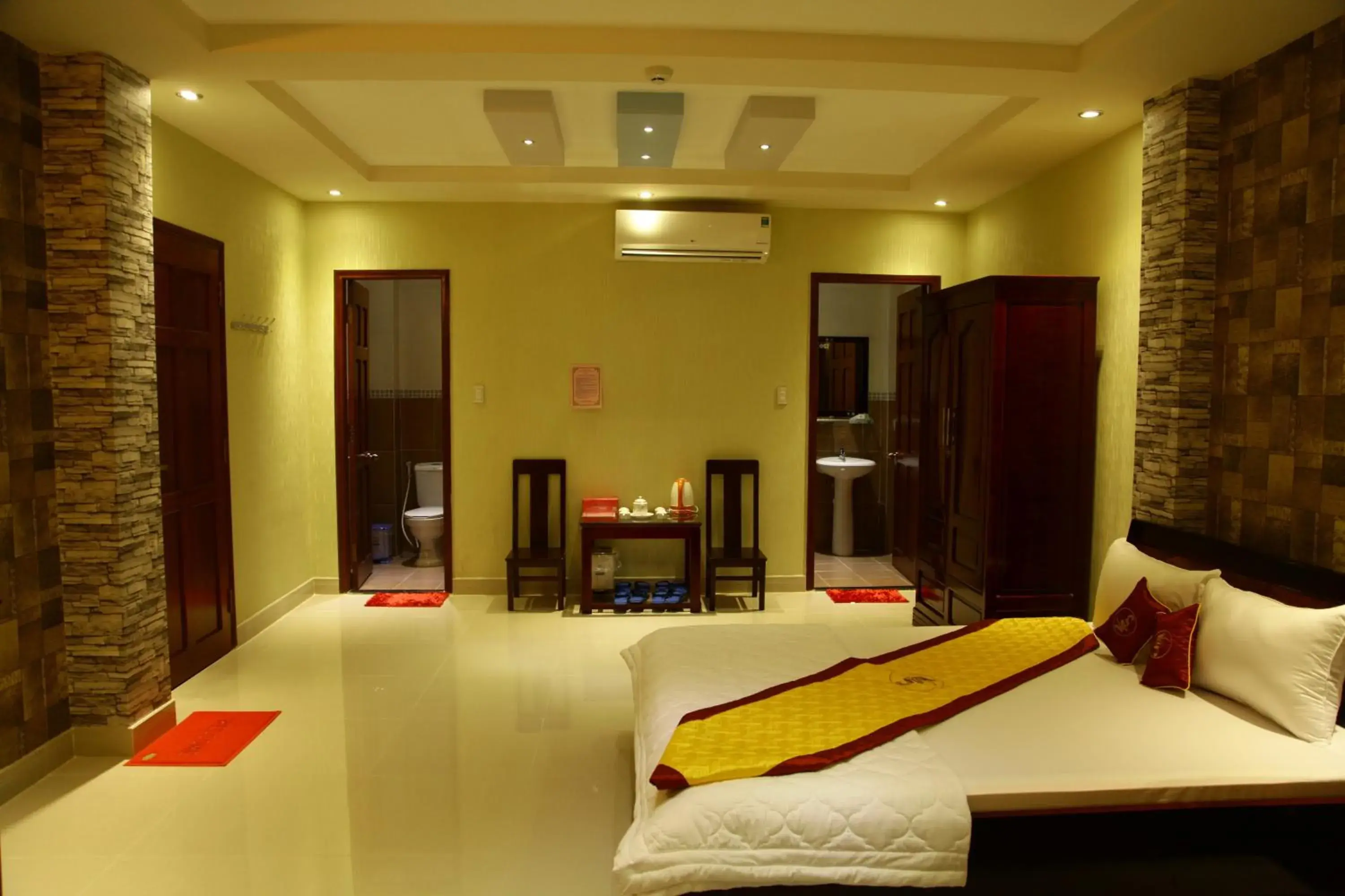 Decorative detail, Bed in Minh Kieu Hotel Decorative detail, Bed in Minh Kieu Hotel