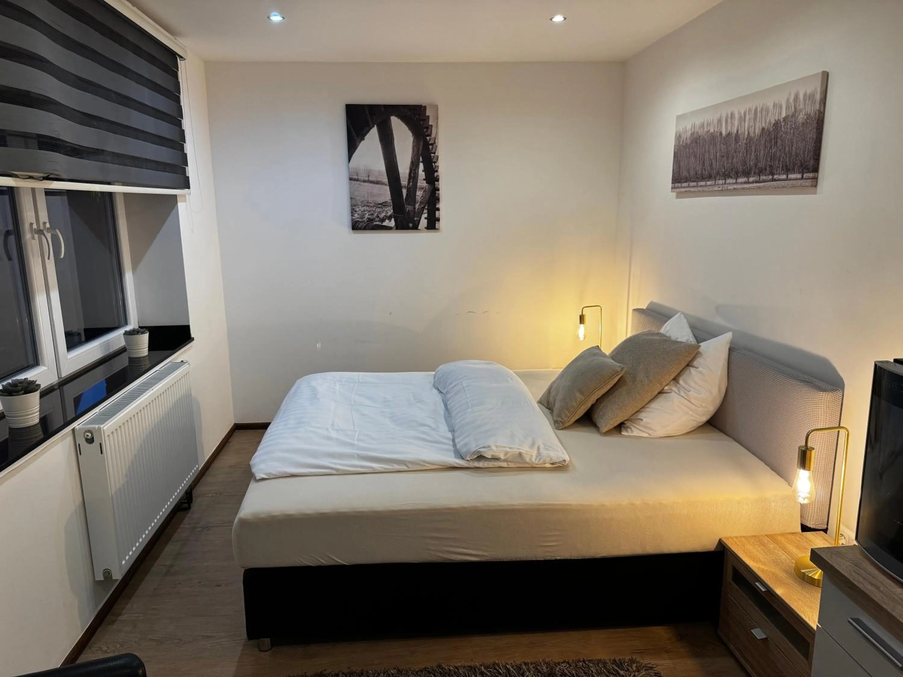 Bed in Hotel & Restaurant Brommler Mühle