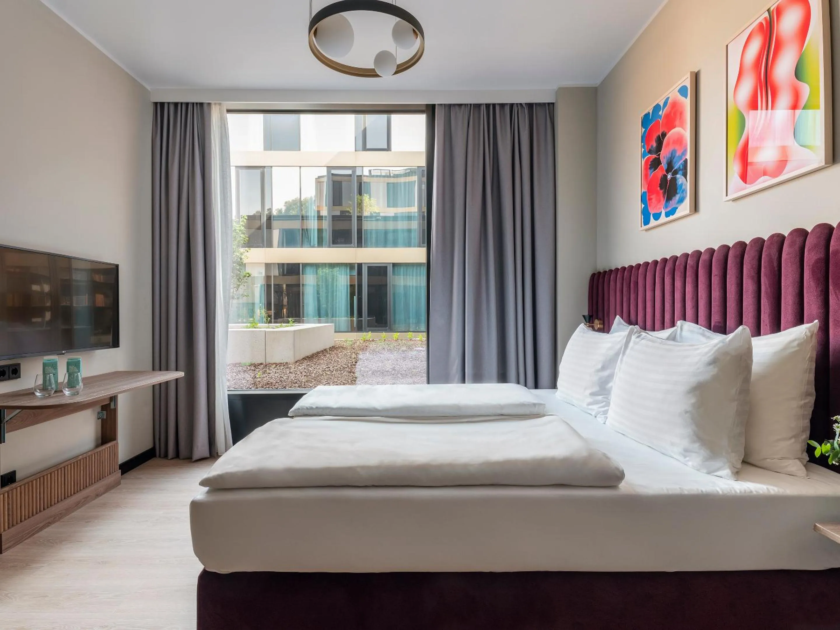 Bed in Numa Salzburg Vogelweider