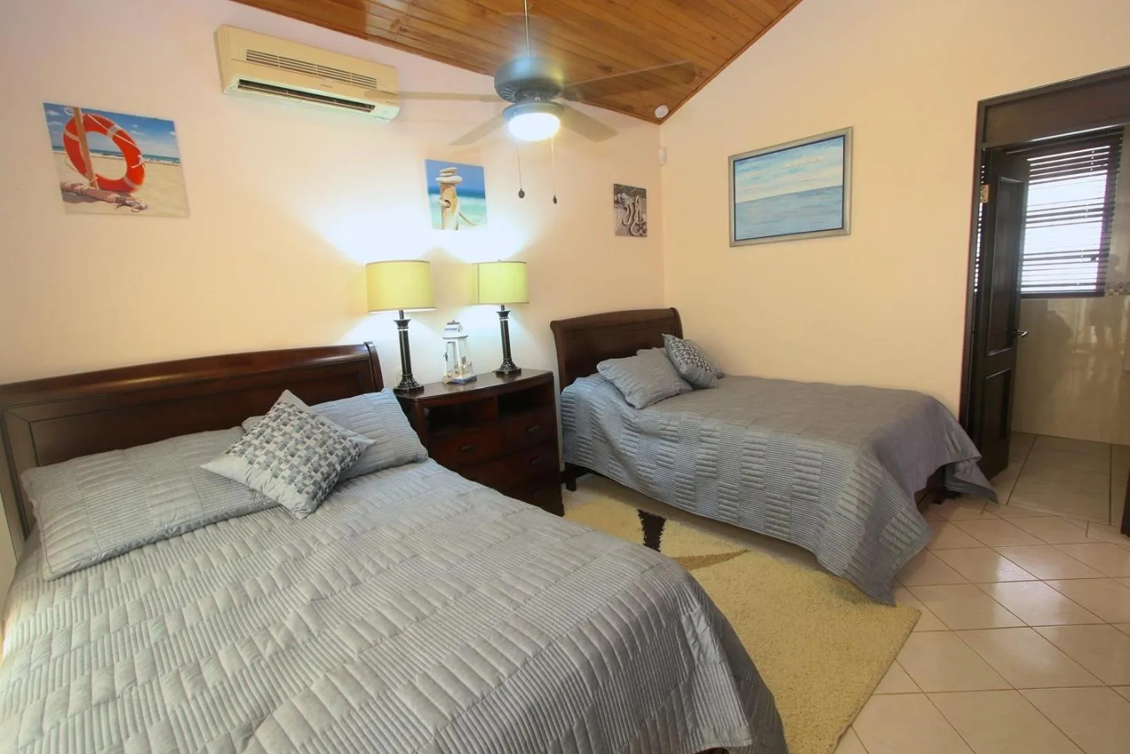 Photo of the whole room, Bed in The Lighthouse Ocotal
