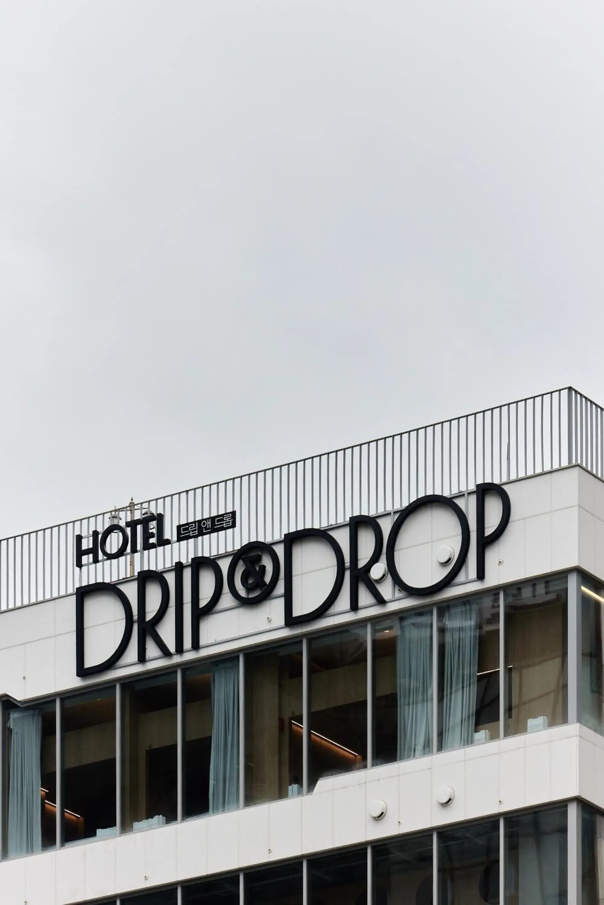 Property building in HOTEL DRIP&DROP, Myeongdong Property building in HOTEL DRIP&DROP, Myeongdong