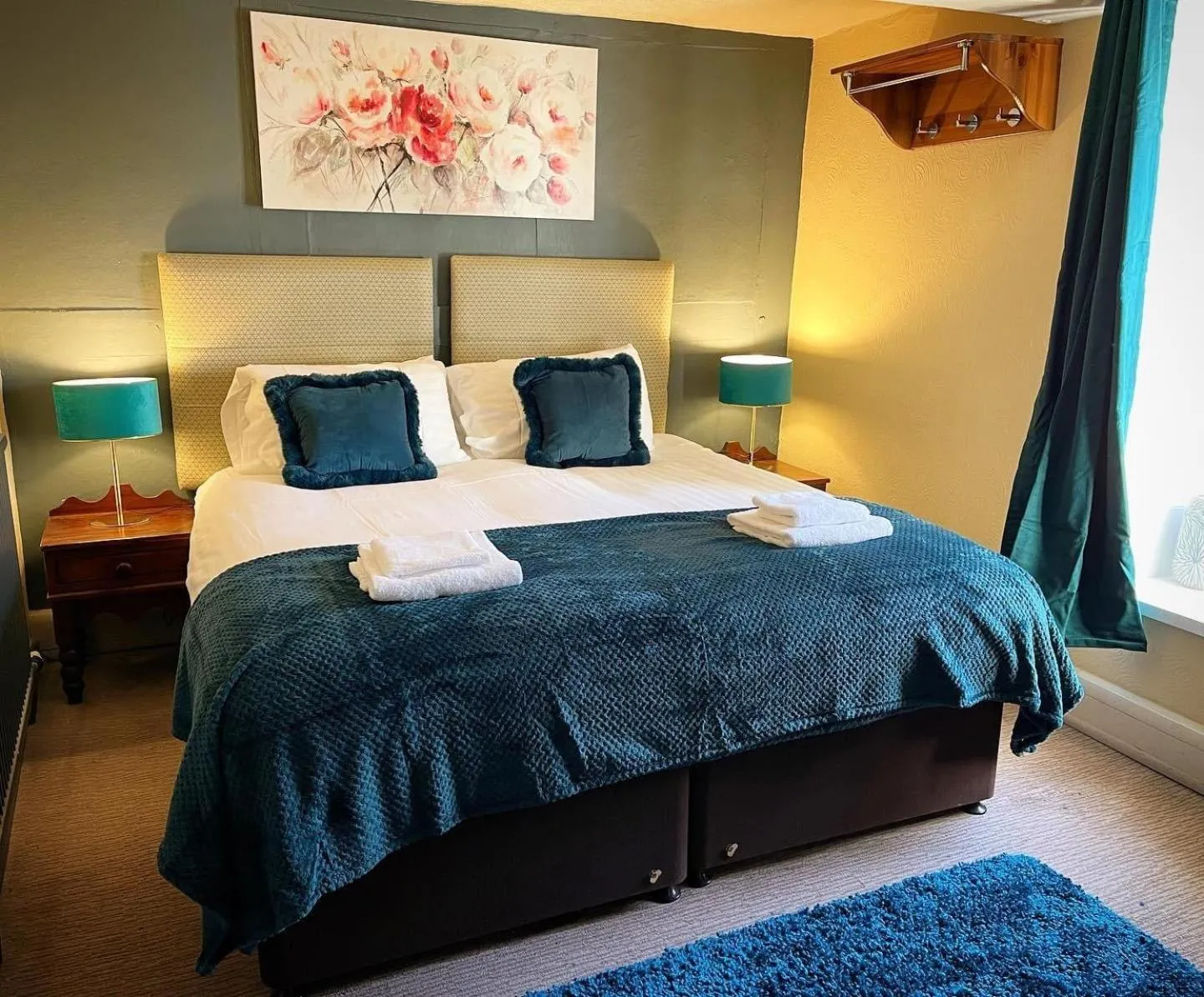 Bed in The Coach and Horses Inn