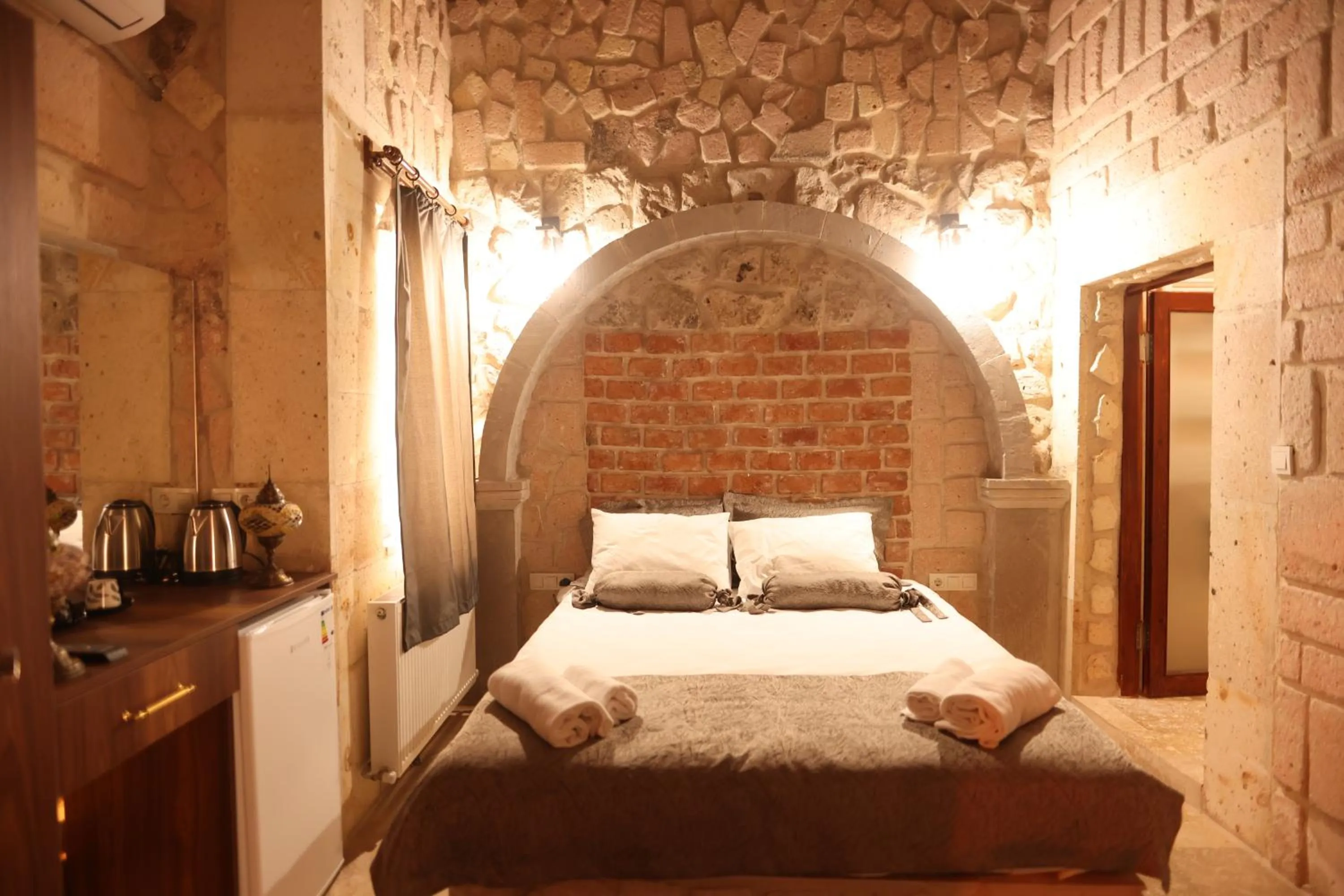 Bed in Wisstone Hotel