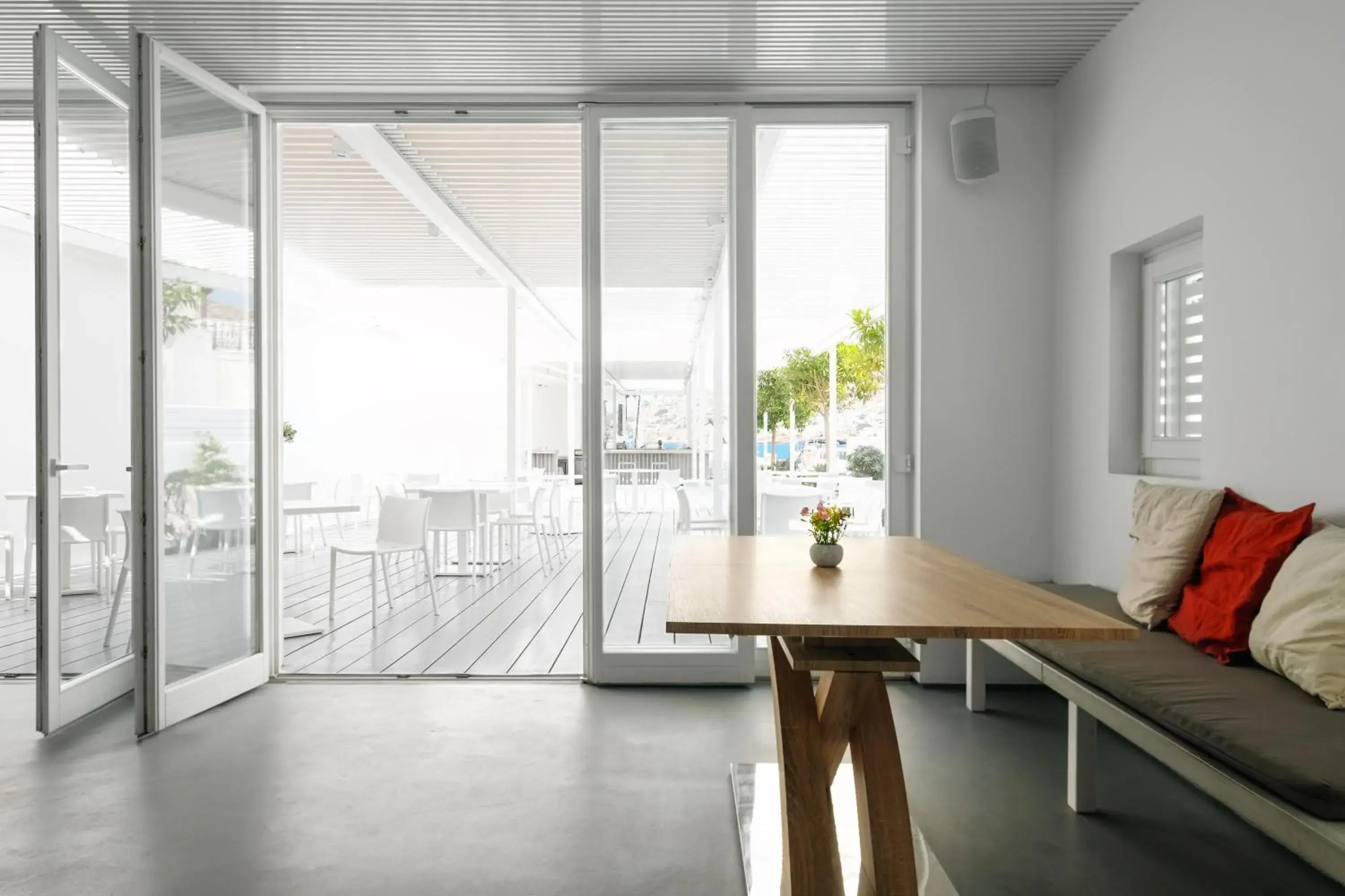 Restaurant/places to eat in Relux Ios Hotel Restaurant/places to eat in Relux Ios Hotel