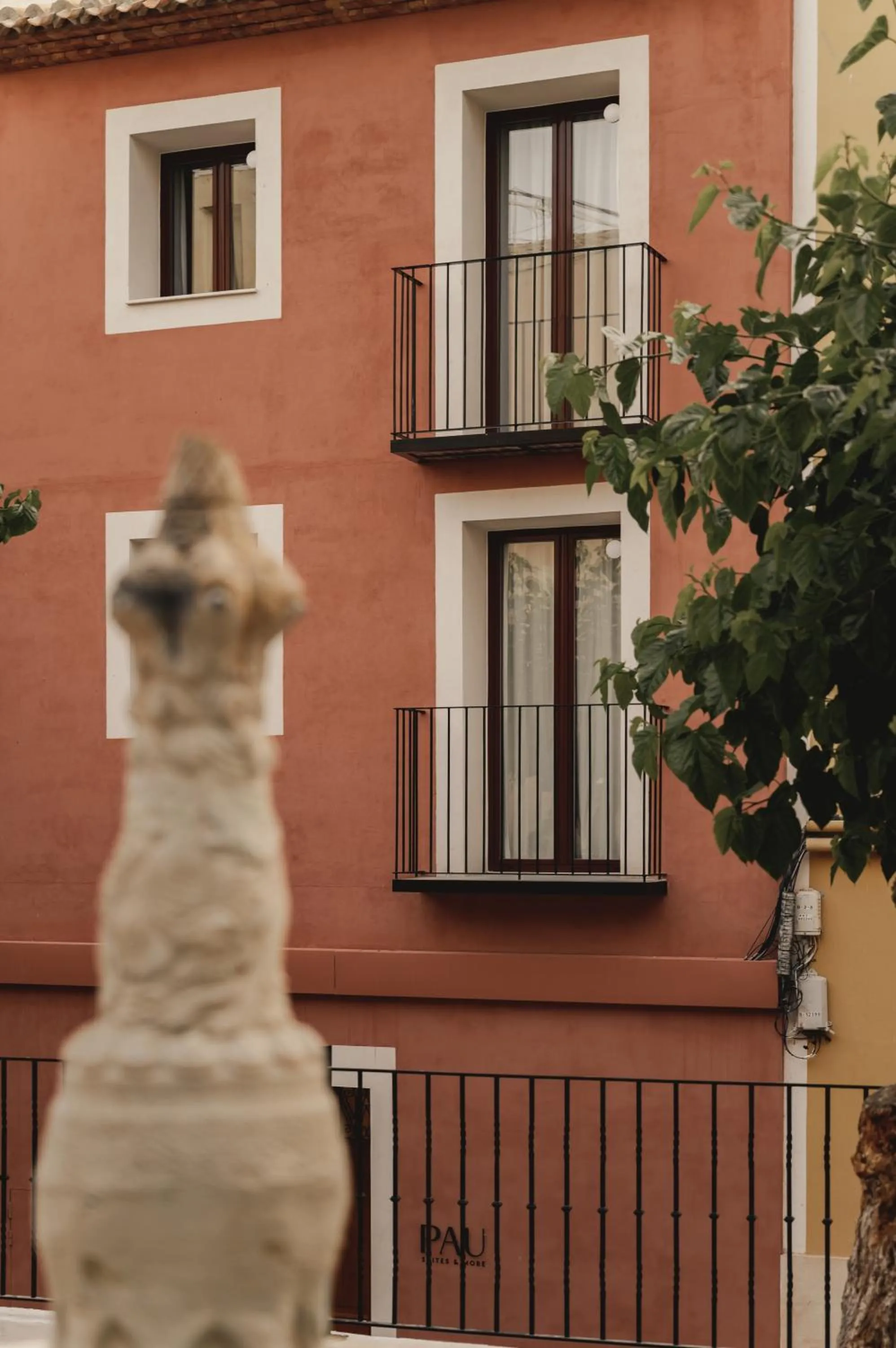 Facade/entrance in Pau Suites