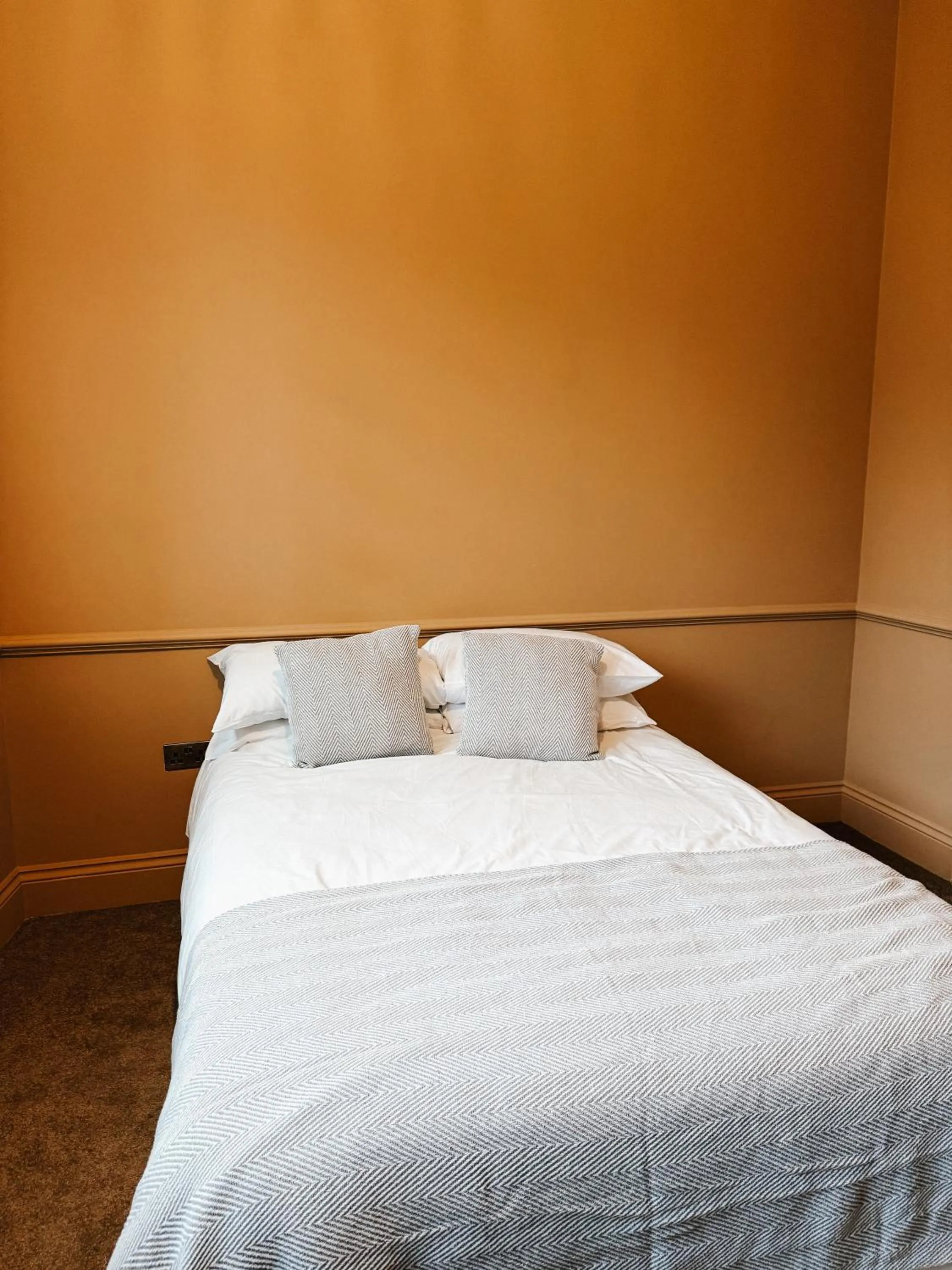 Bed in The Red Lion Inn