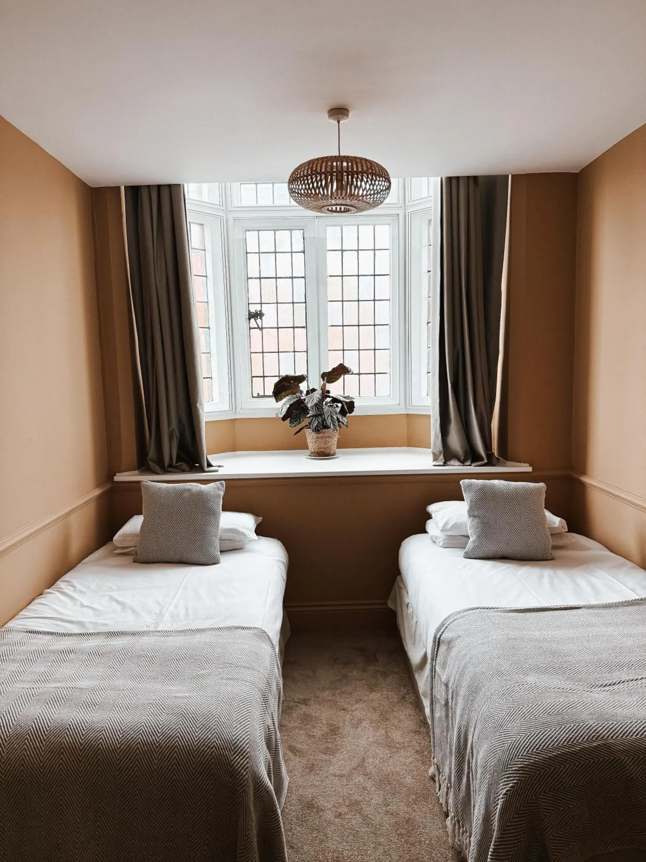 Twin Room with Private External Bathroom in The Red Lion Inn Twin Room with Private External Bathroom in The Red Lion Inn