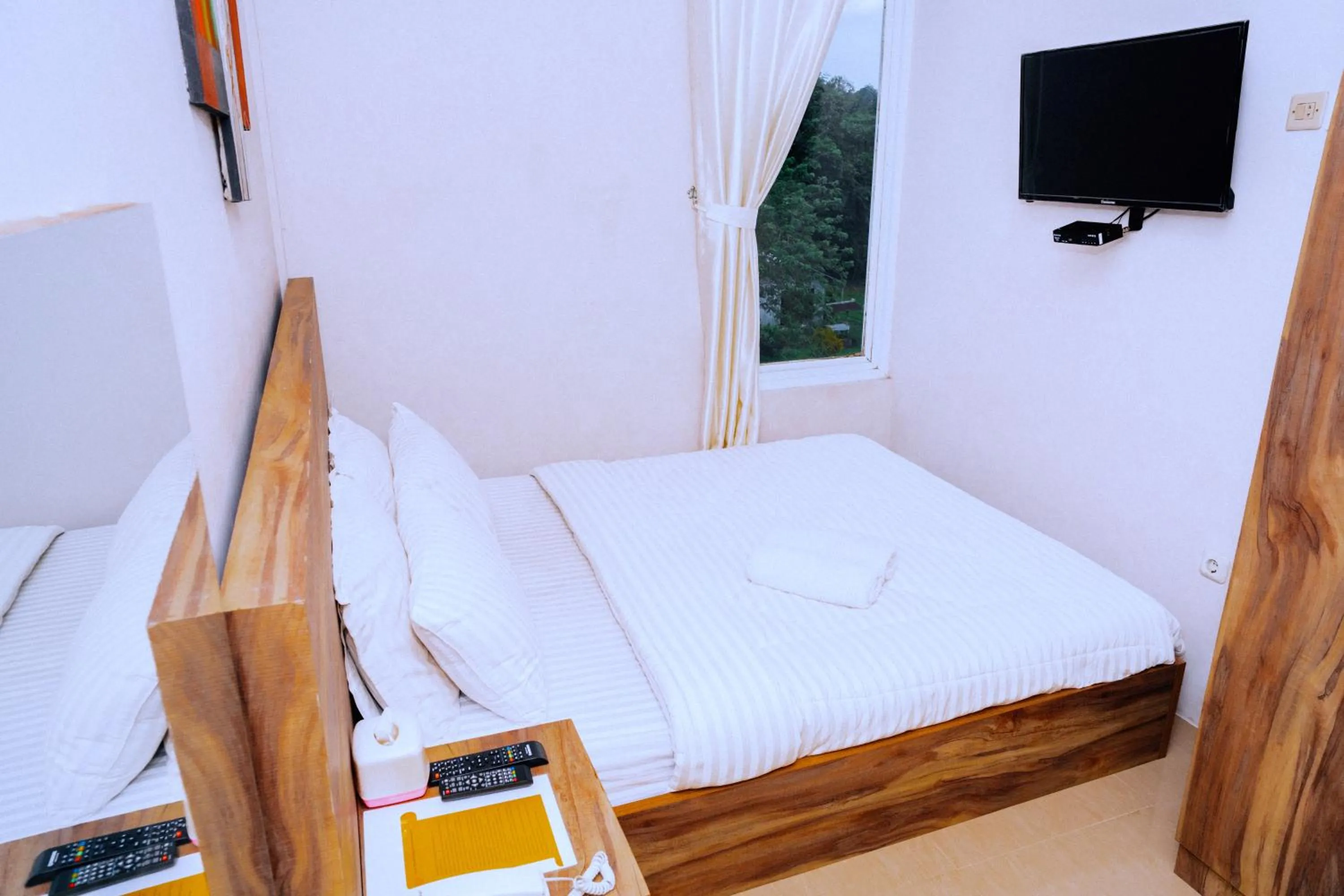 Bedroom, Bed in Casa Felice by Reccoma