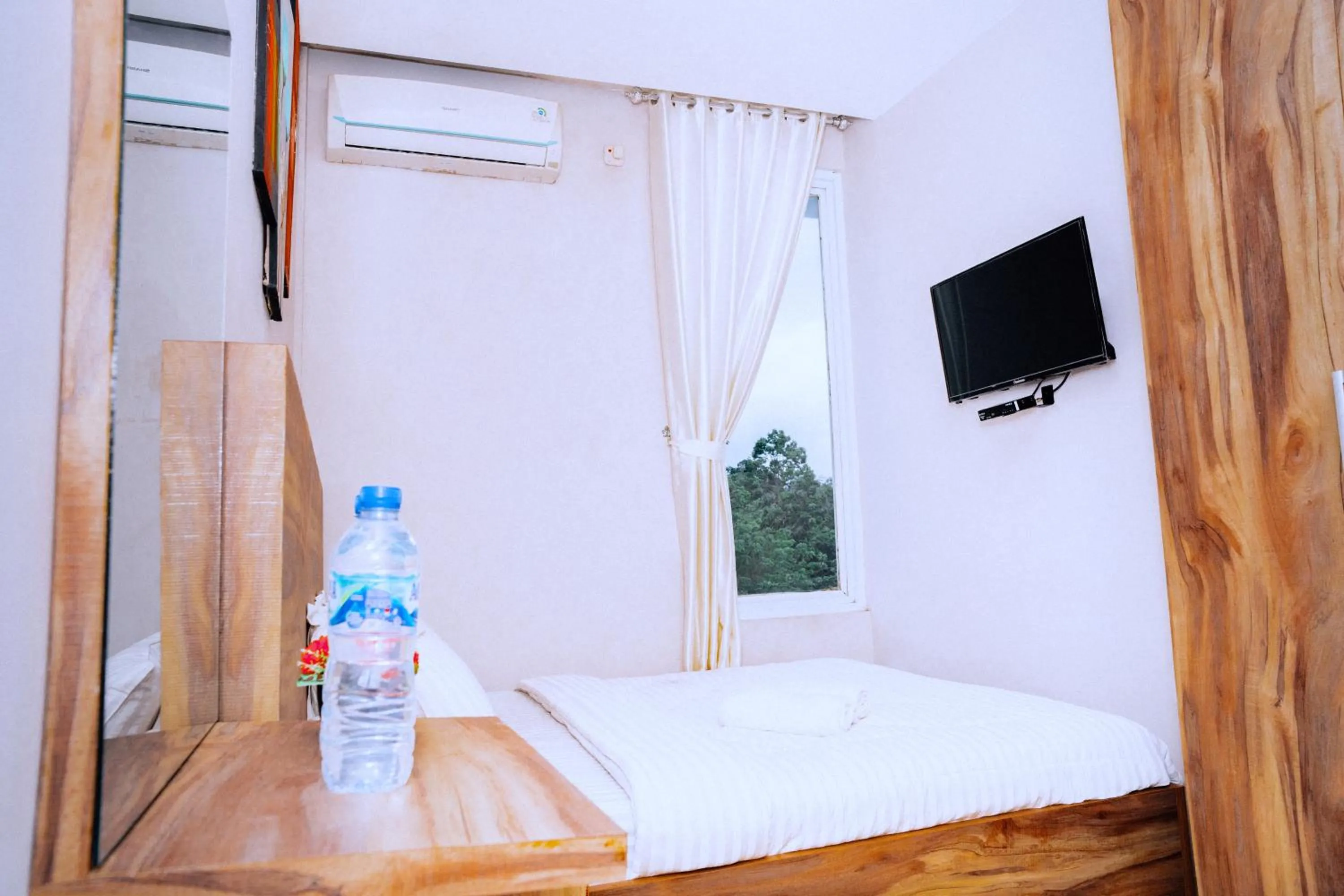 Bedroom, Bed in Casa Felice by Reccoma