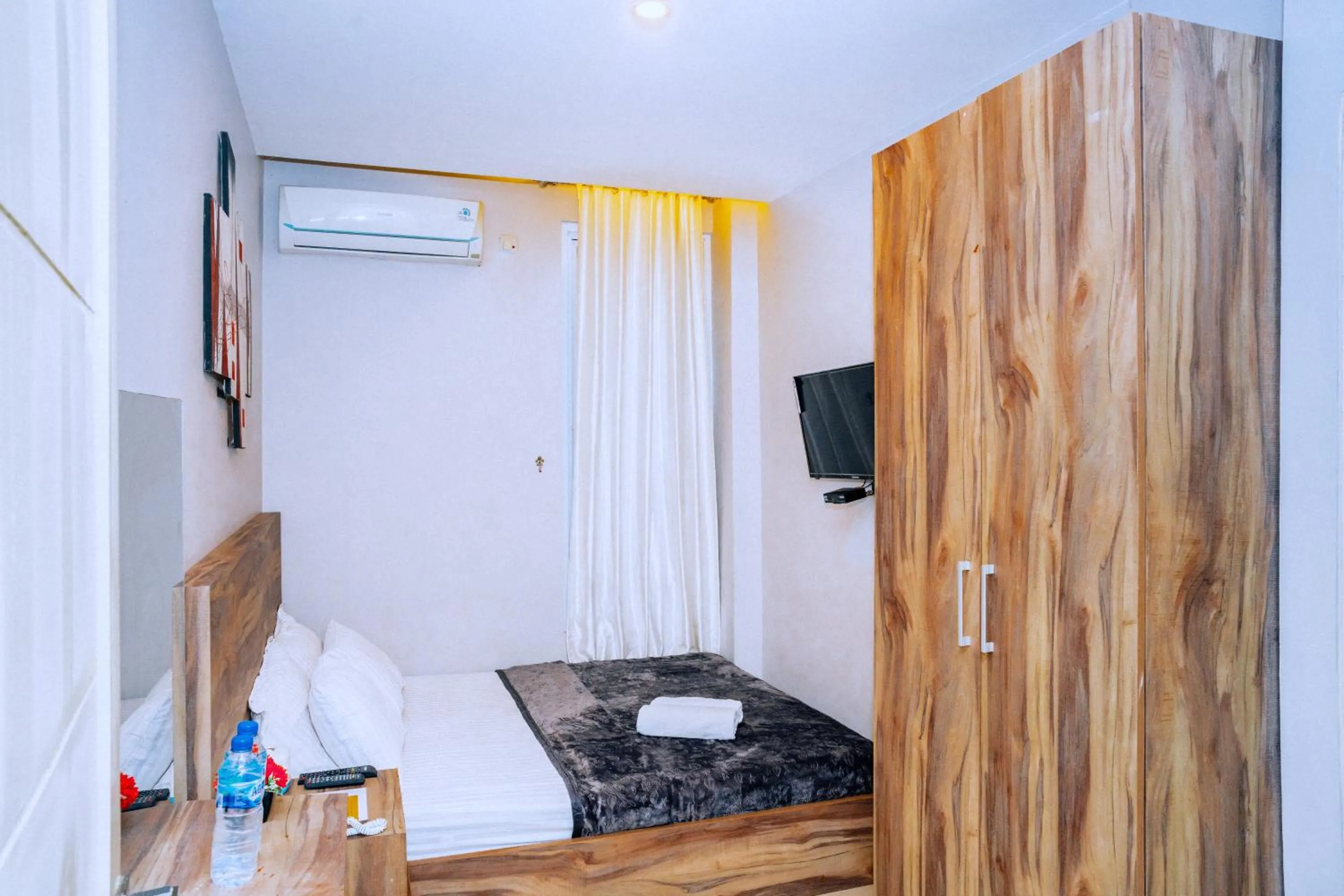 Bedroom in Casa Felice by Reccoma