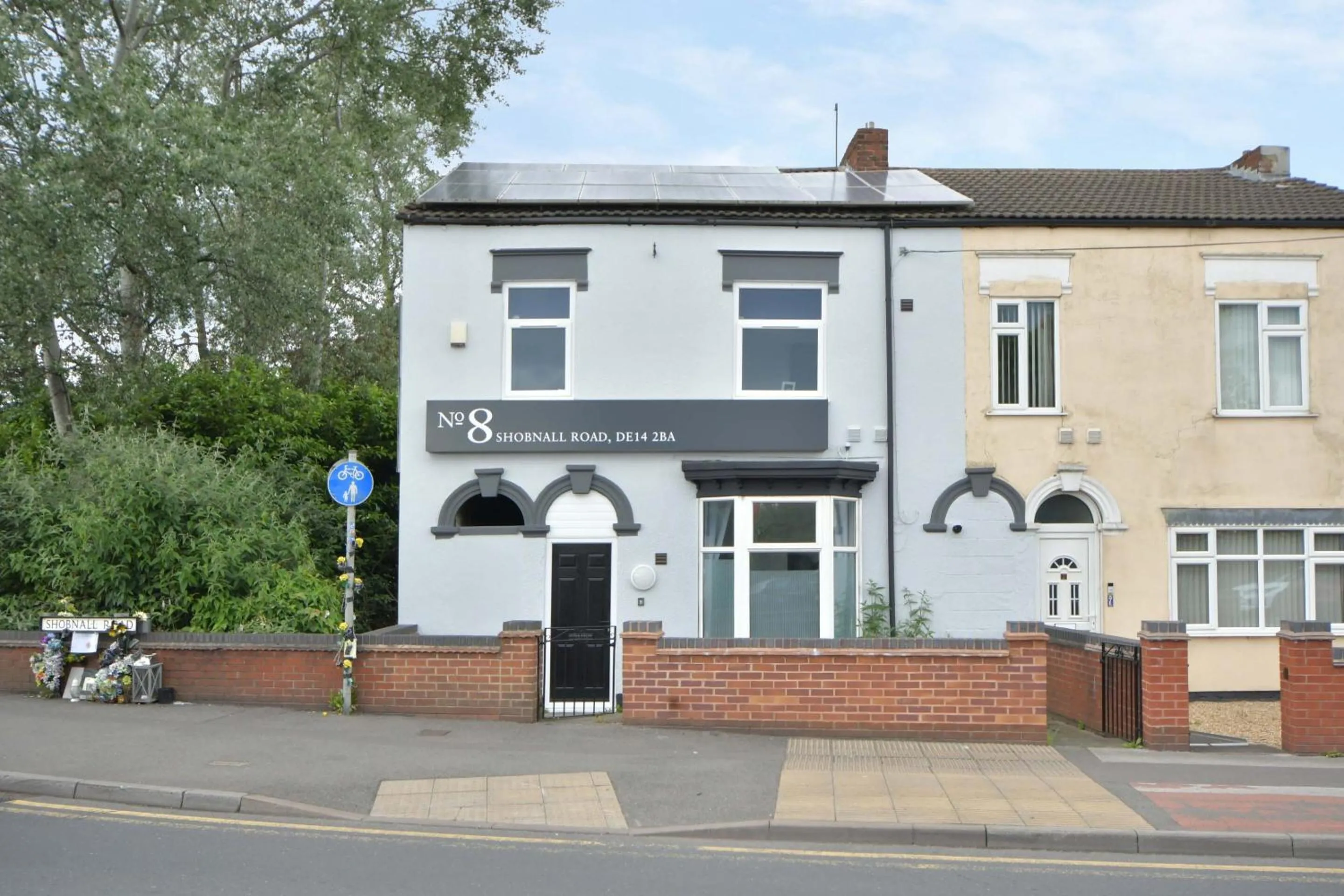 Property building in Stay at Shobnall Road Rooms and Studios Burton