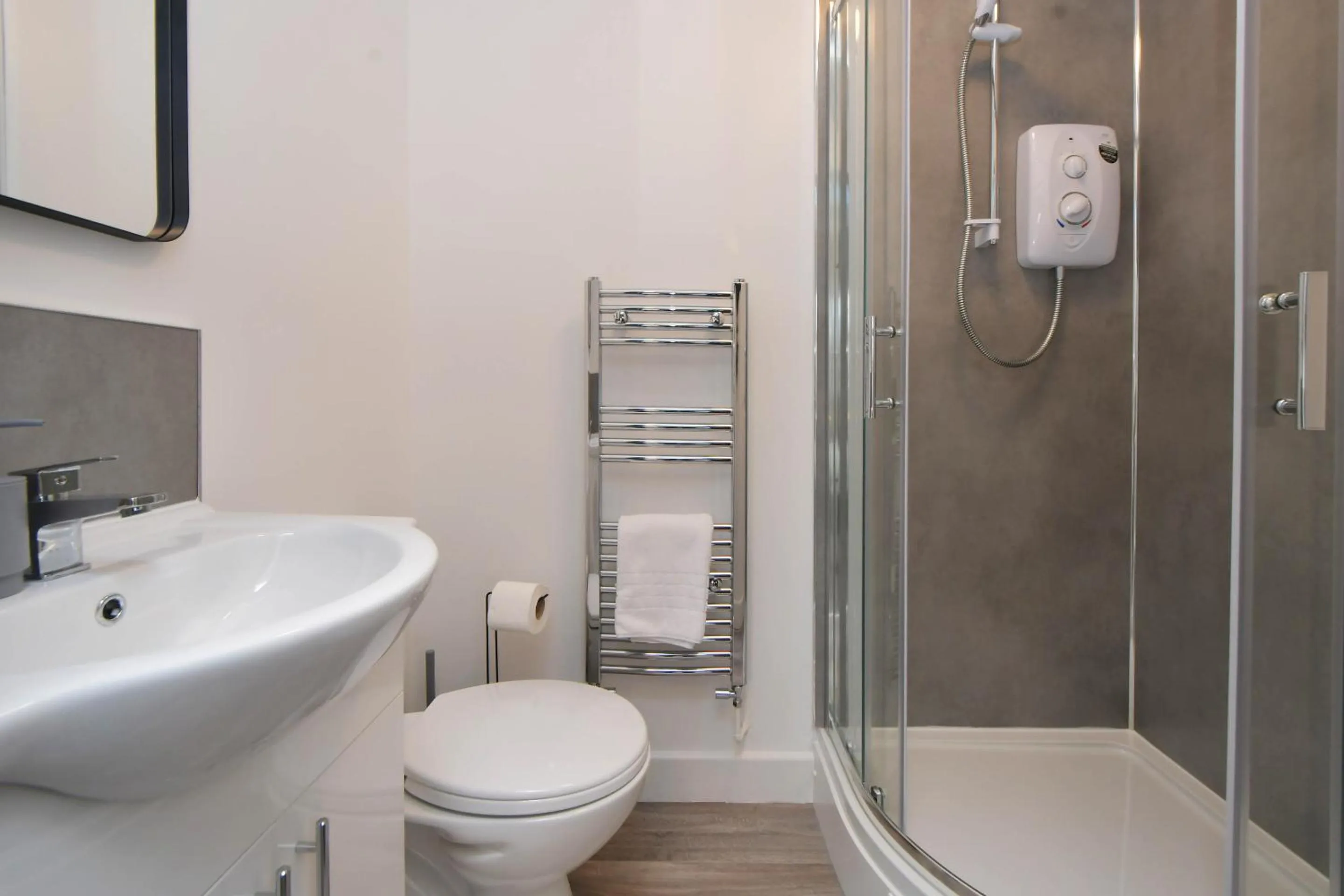 Bathroom in Stay at Shobnall Road Rooms and Studios Burton