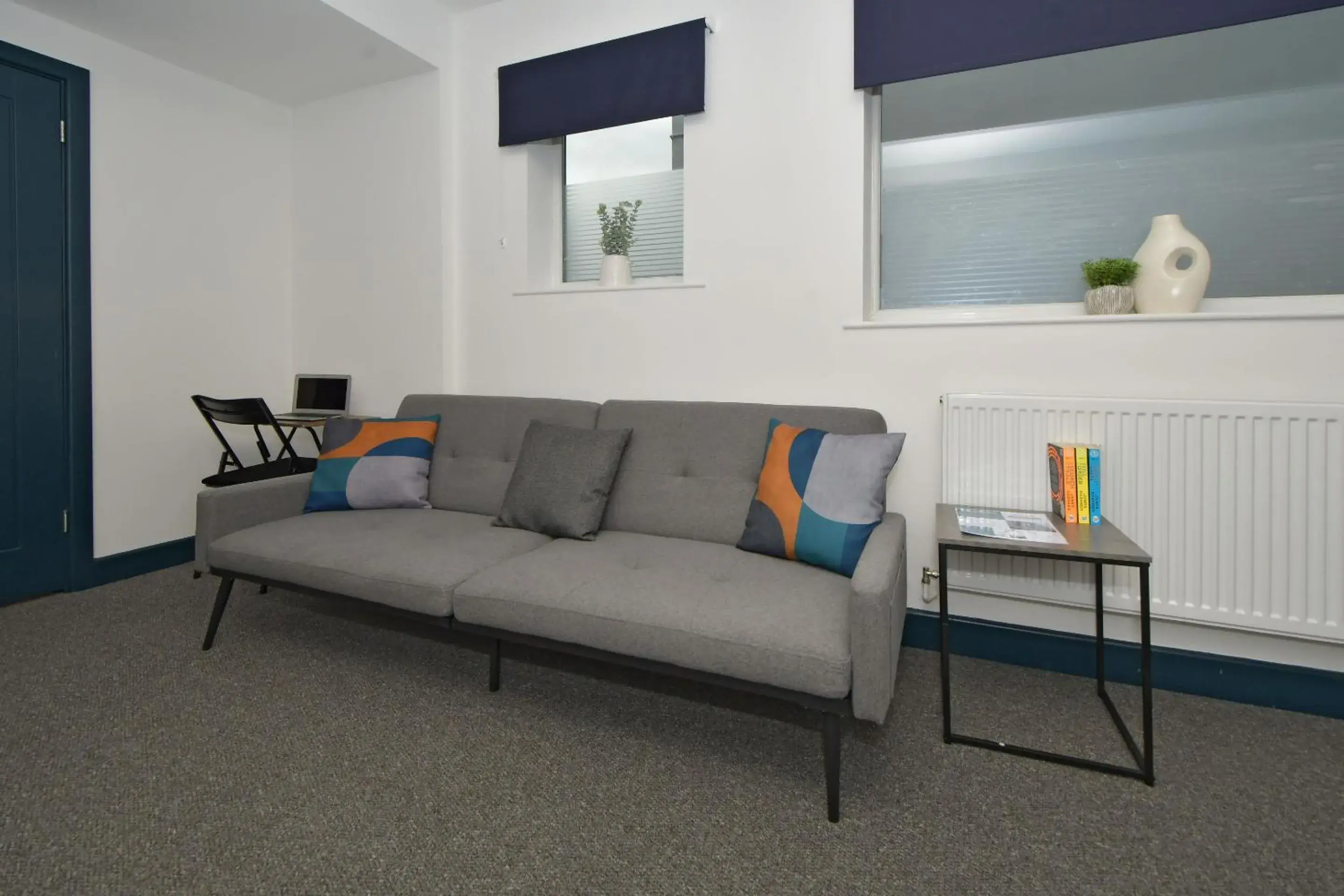 Bedroom in Stay at Shobnall Road Rooms and Studios Burton Bedroom in Stay at Shobnall Road Rooms and Studios Burton