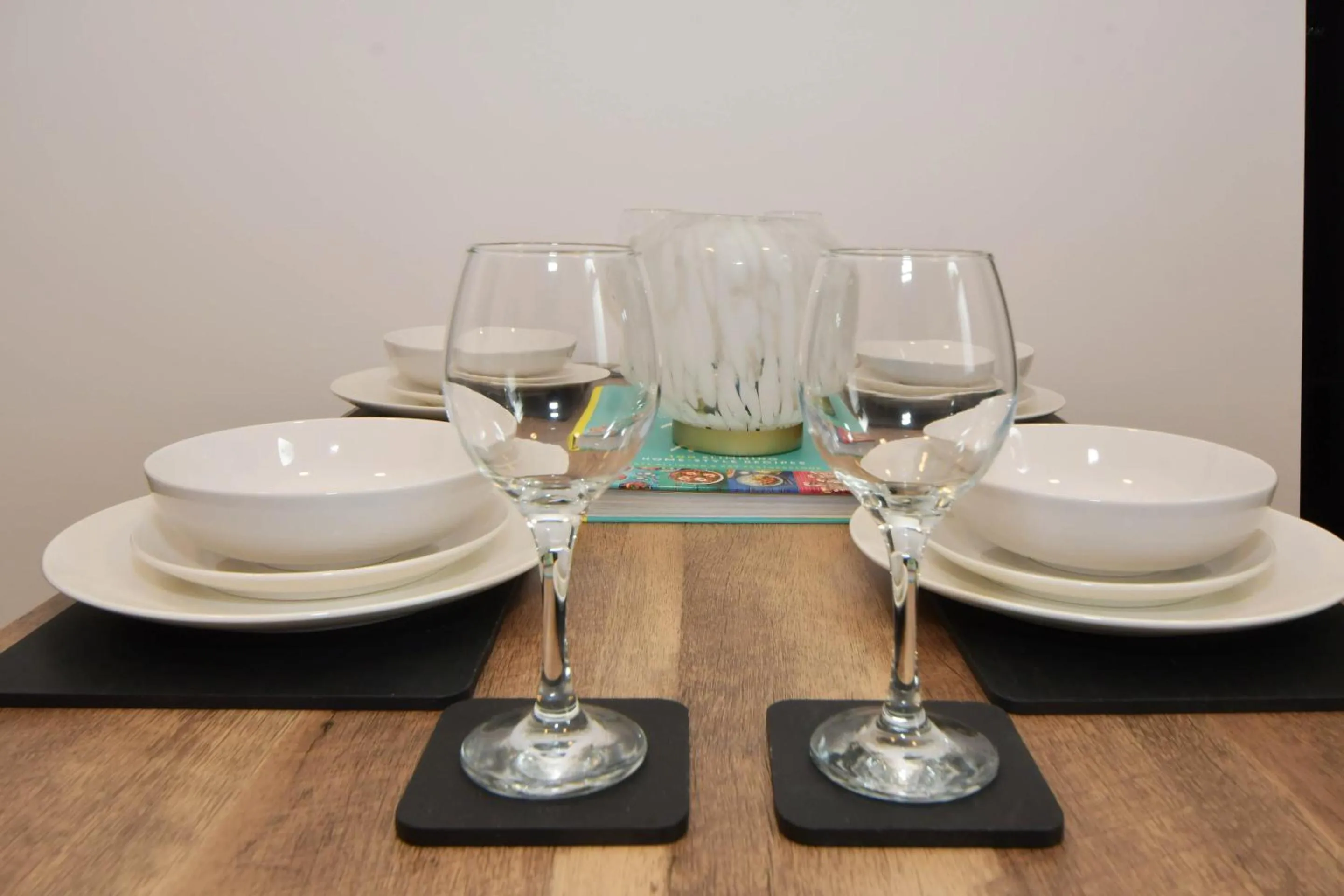 Kitchen or kitchenette in Stay at Shobnall Road Rooms and Studios Burton