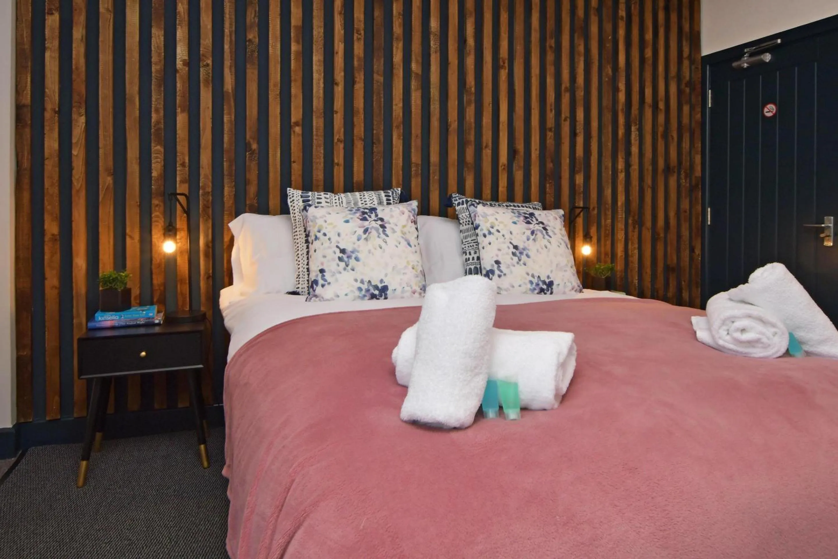 Bedroom, Bed in Stay at Shobnall Road Rooms and Studios Burton