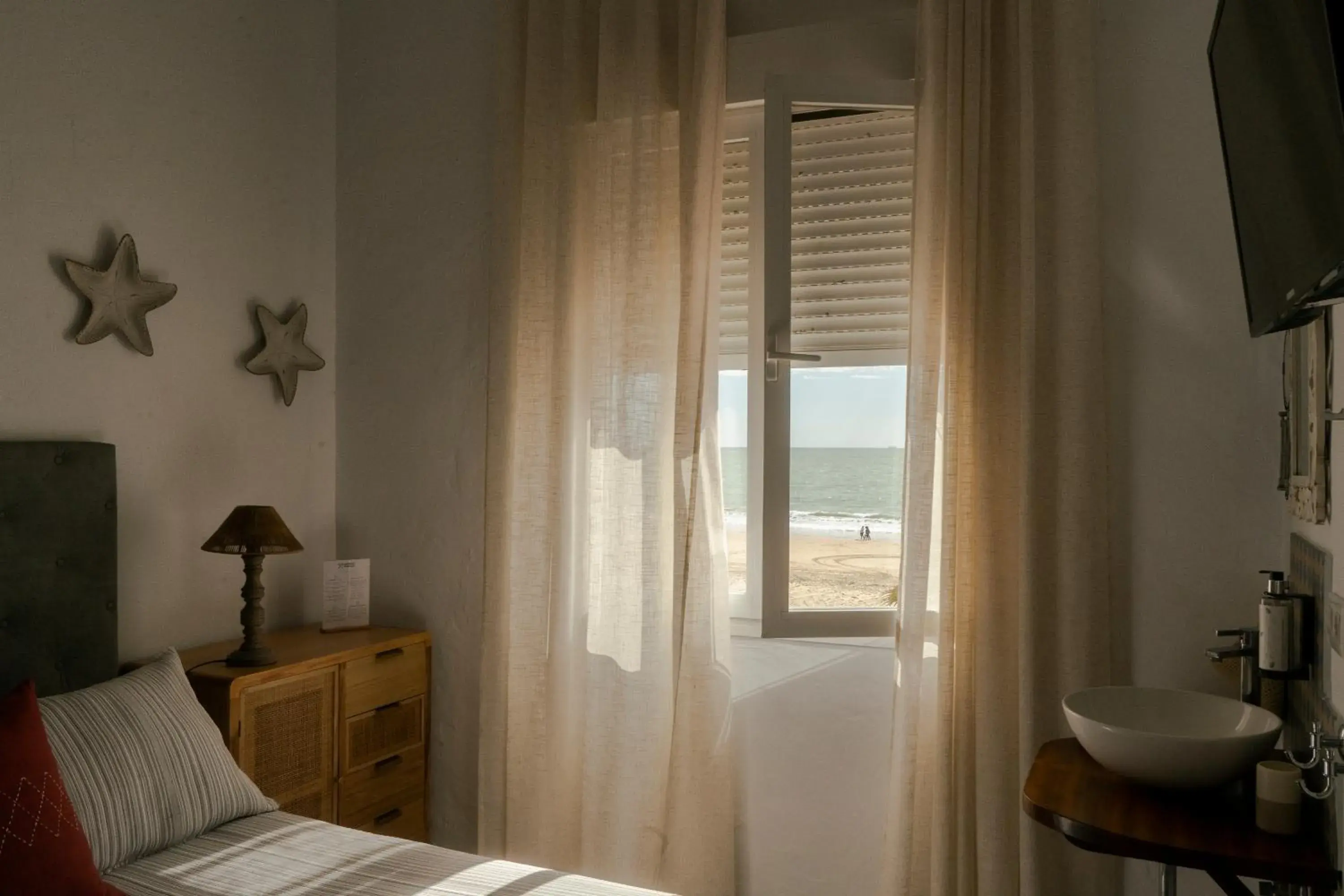 Double or Twin Room with Sea View in Montserrat Casa del Mar Double or Twin Room with Sea View in Montserrat Casa del Mar