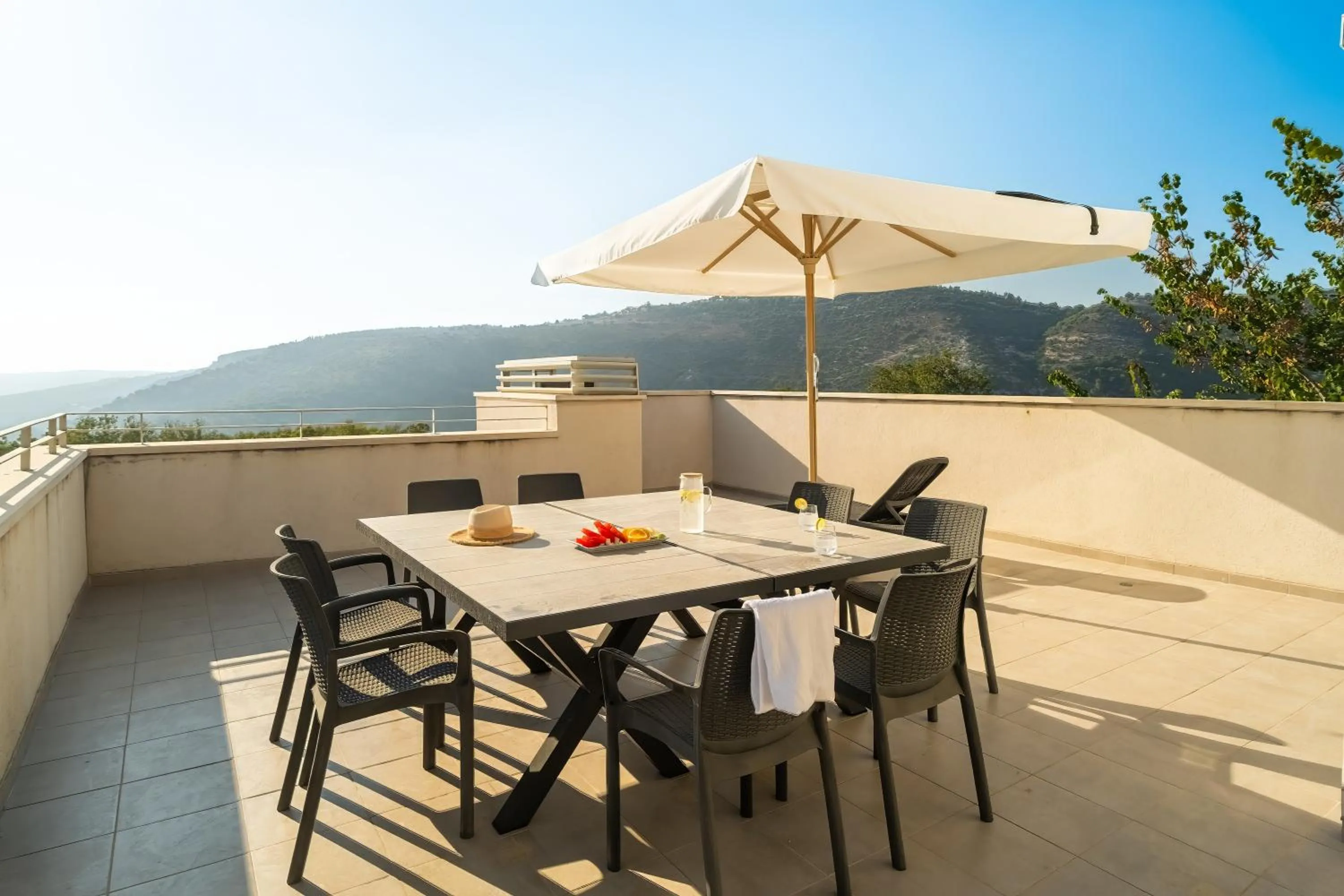 Keshet Eilon - Suites and Villas