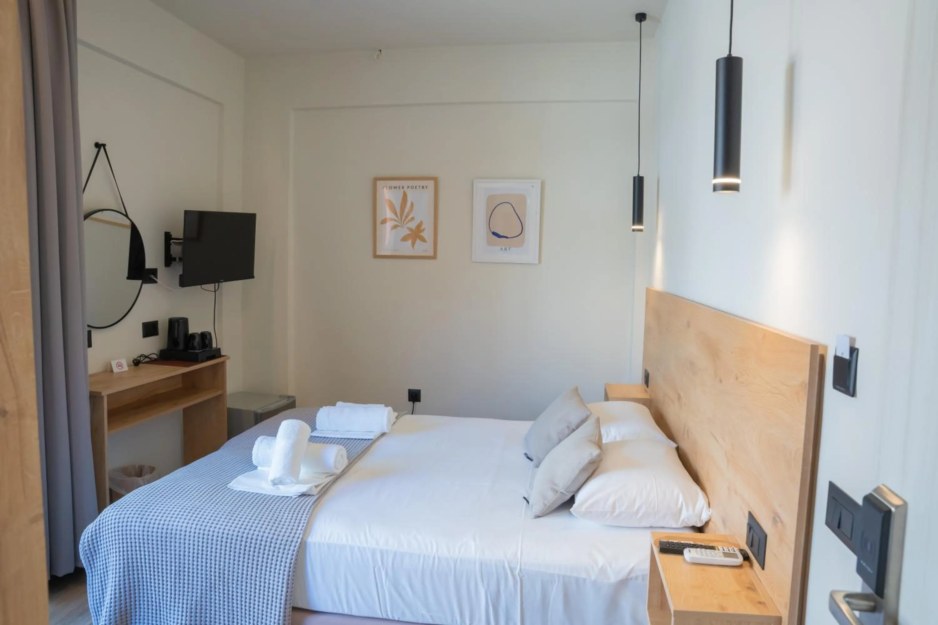 Bedroom, Bed in Lunar Hotel Modern Boutique