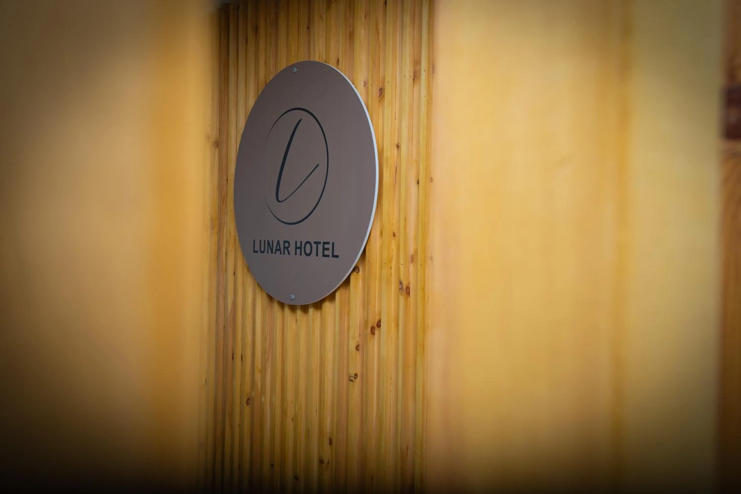 Lunar Hotel Modern Boutique