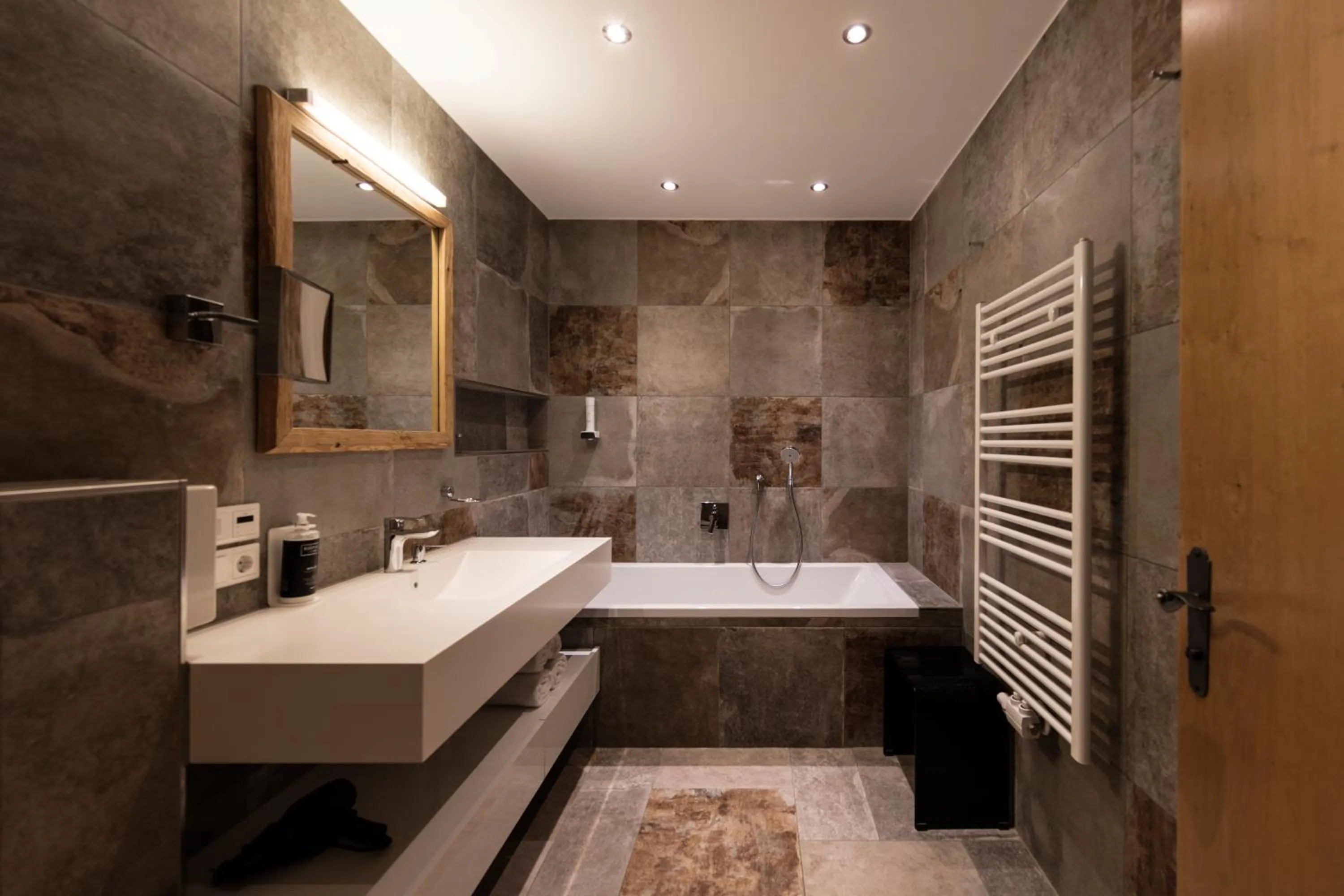 Bathroom in ArlBerglife Ferienresort