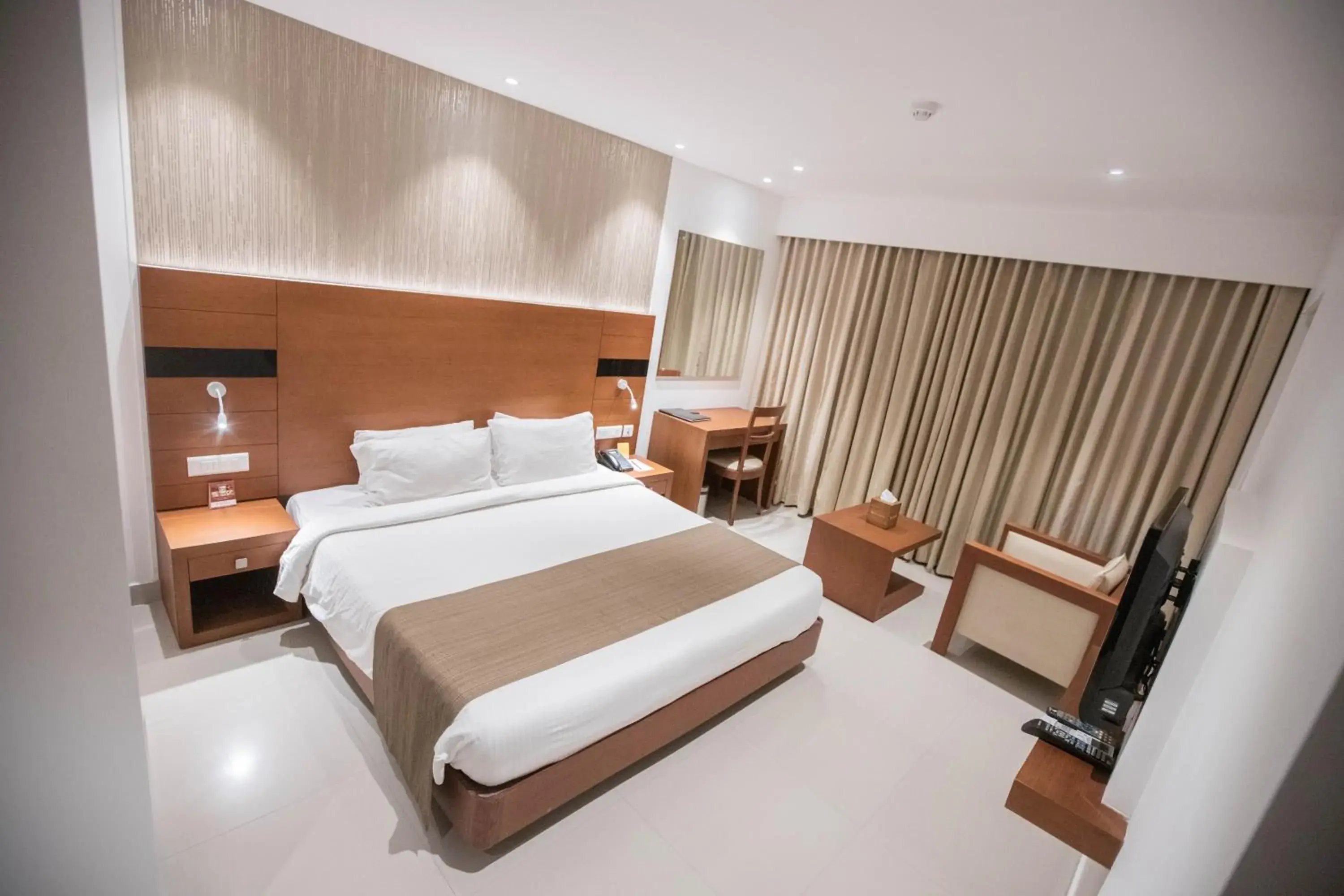 Bed in Hotel Niya Regency Bed in Hotel Niya Regency