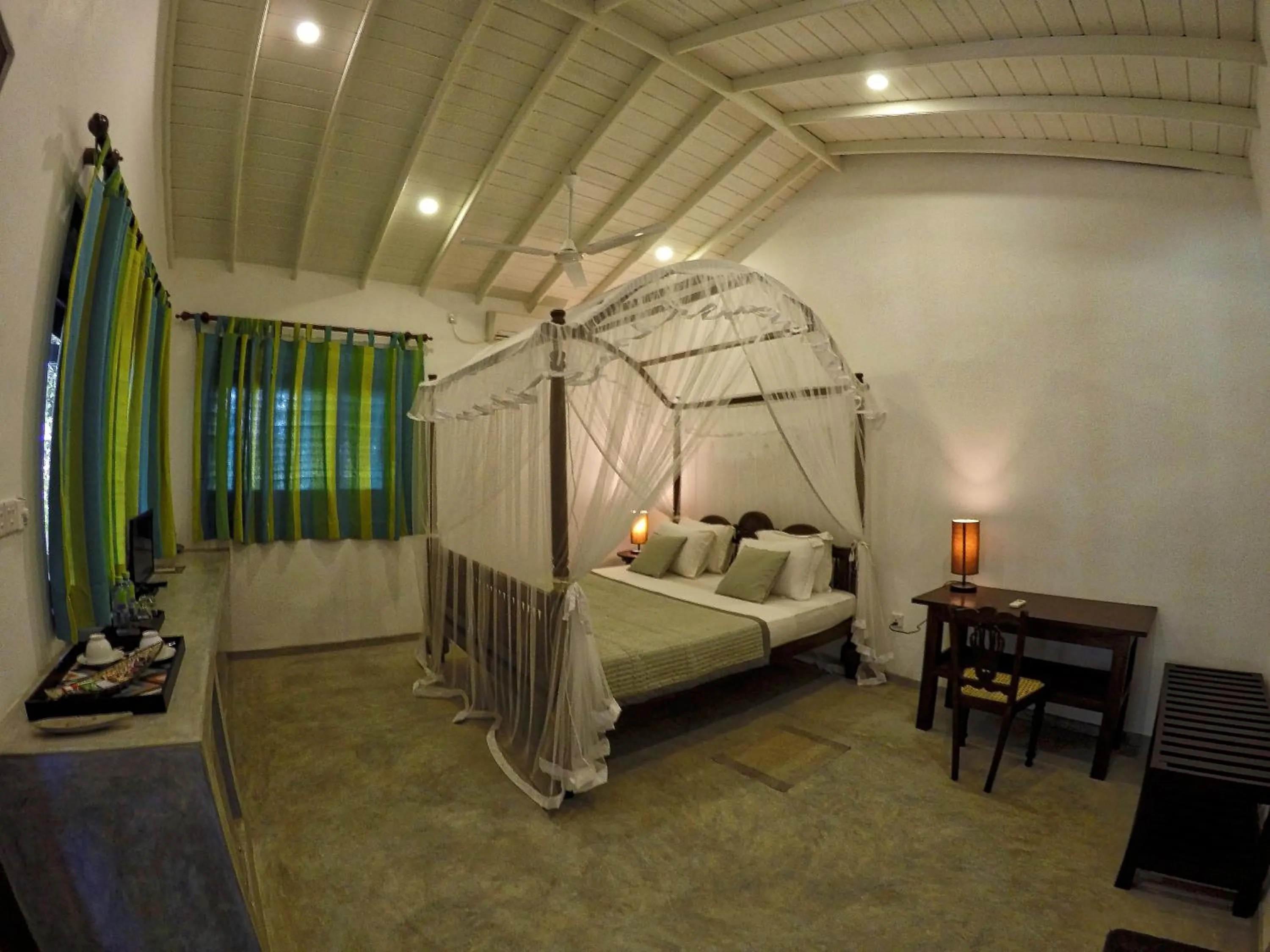 Photo of the whole room, Bed in The Horizon Hill Top Villa