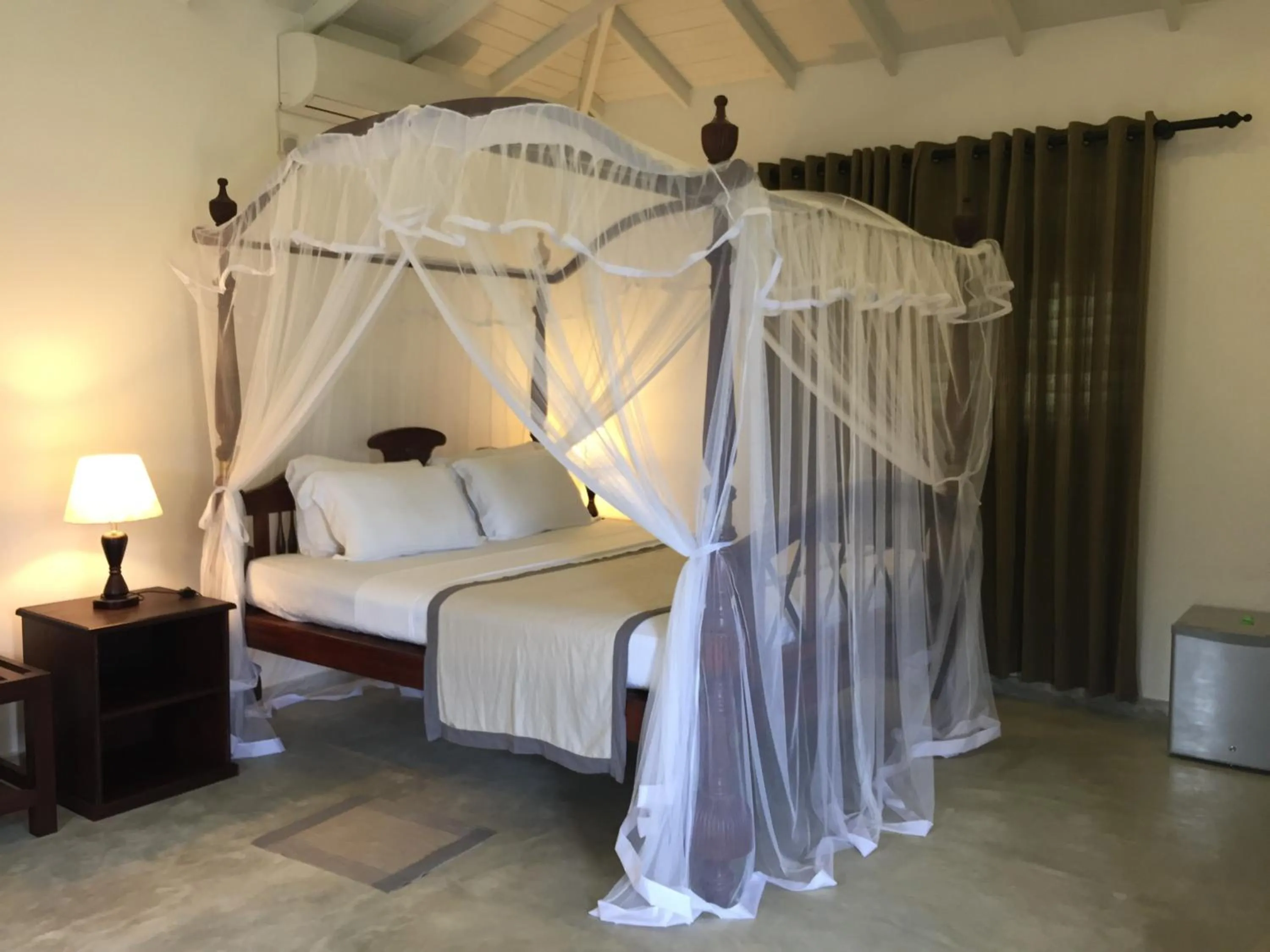 Bedroom, Bed in The Horizon Hill Top Villa