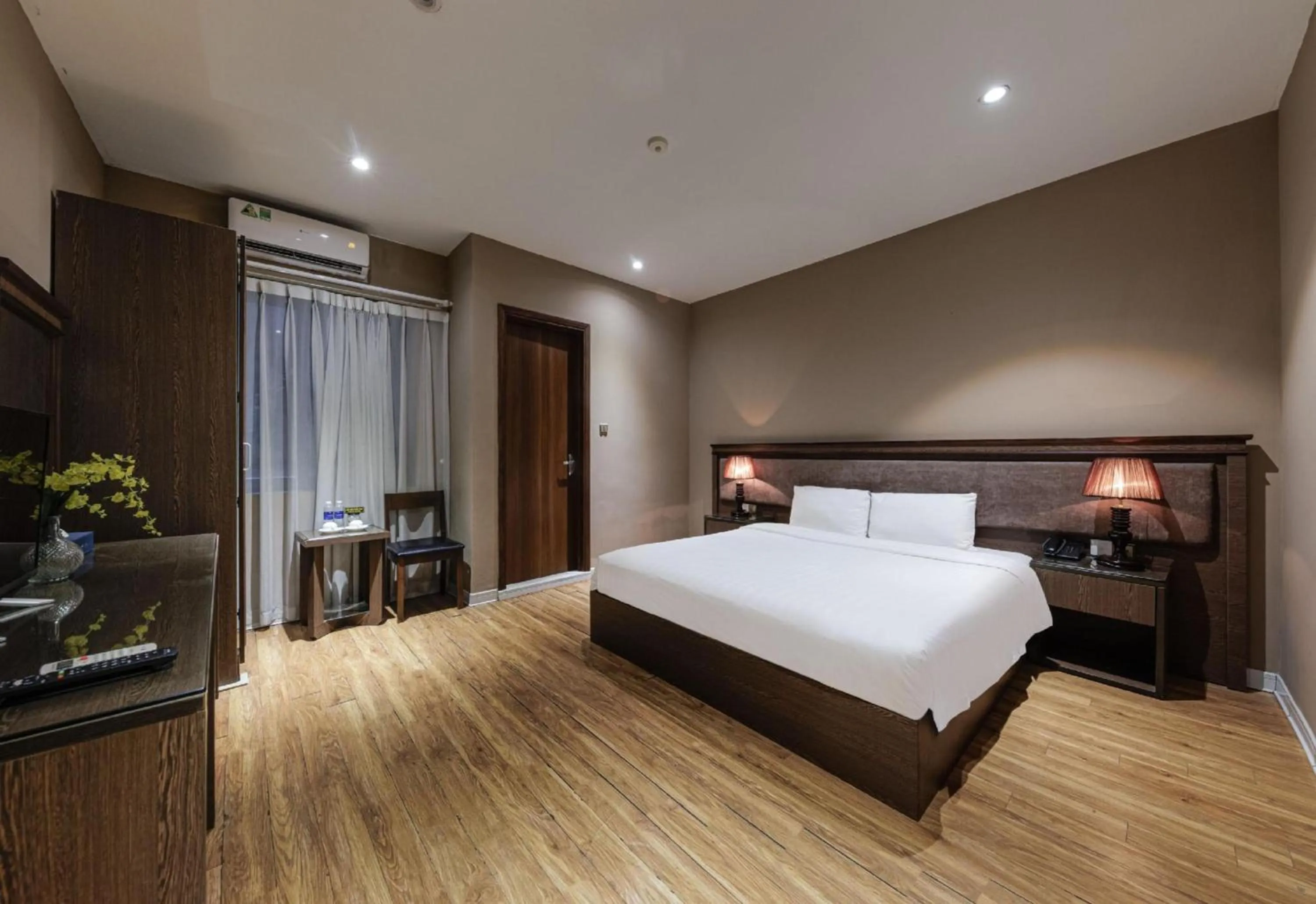 Bedroom, Bed in Collection O Le Grand Hanoi hotel - The Tryst