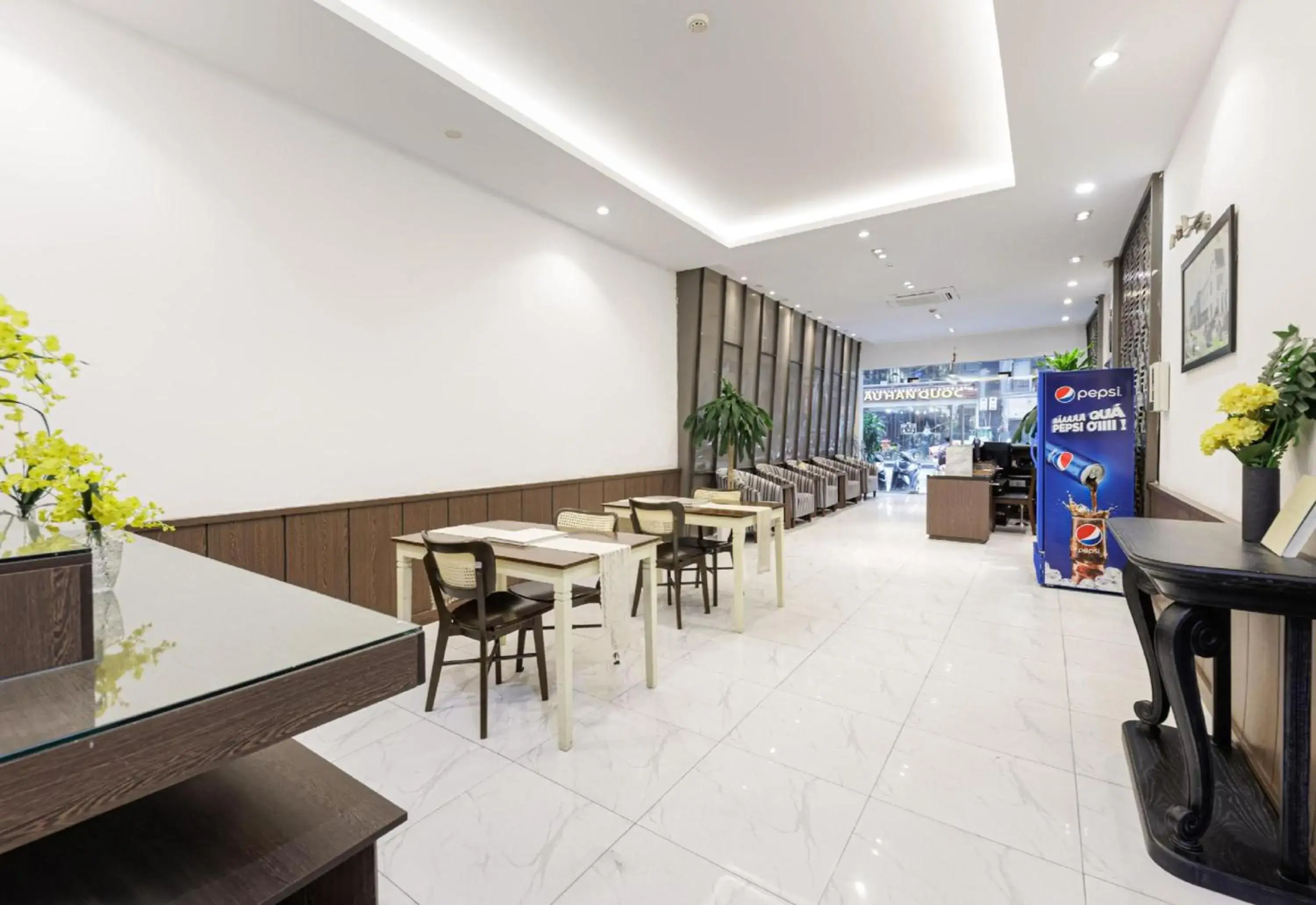 Lobby or reception in Collection O Le Grand Hanoi hotel - The Tryst Lobby or reception in Collection O Le Grand Hanoi hotel - The Tryst