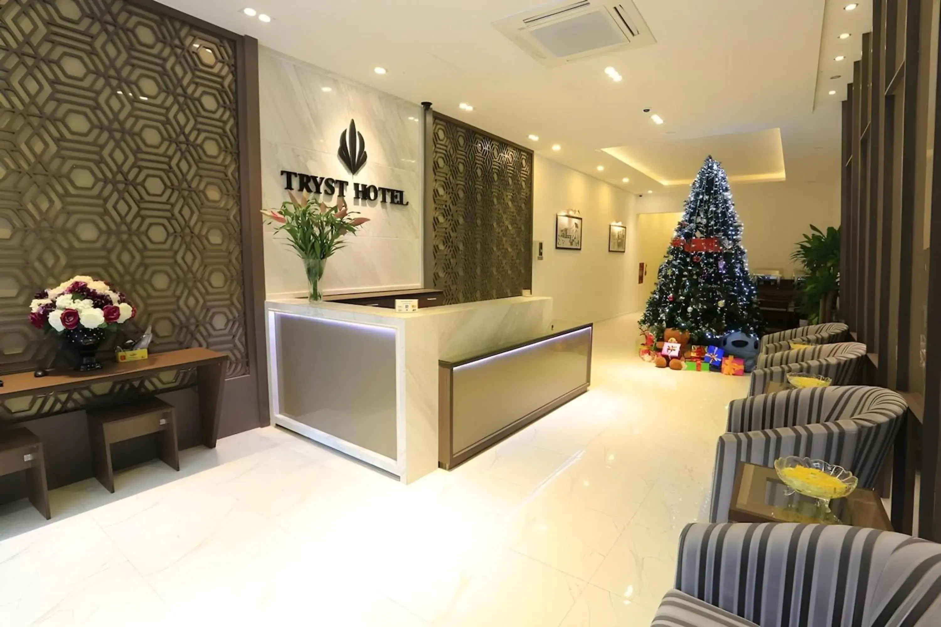 Lobby or reception in Collection O Le Grand Hanoi hotel - The Tryst Lobby or reception in Collection O Le Grand Hanoi hotel - The Tryst