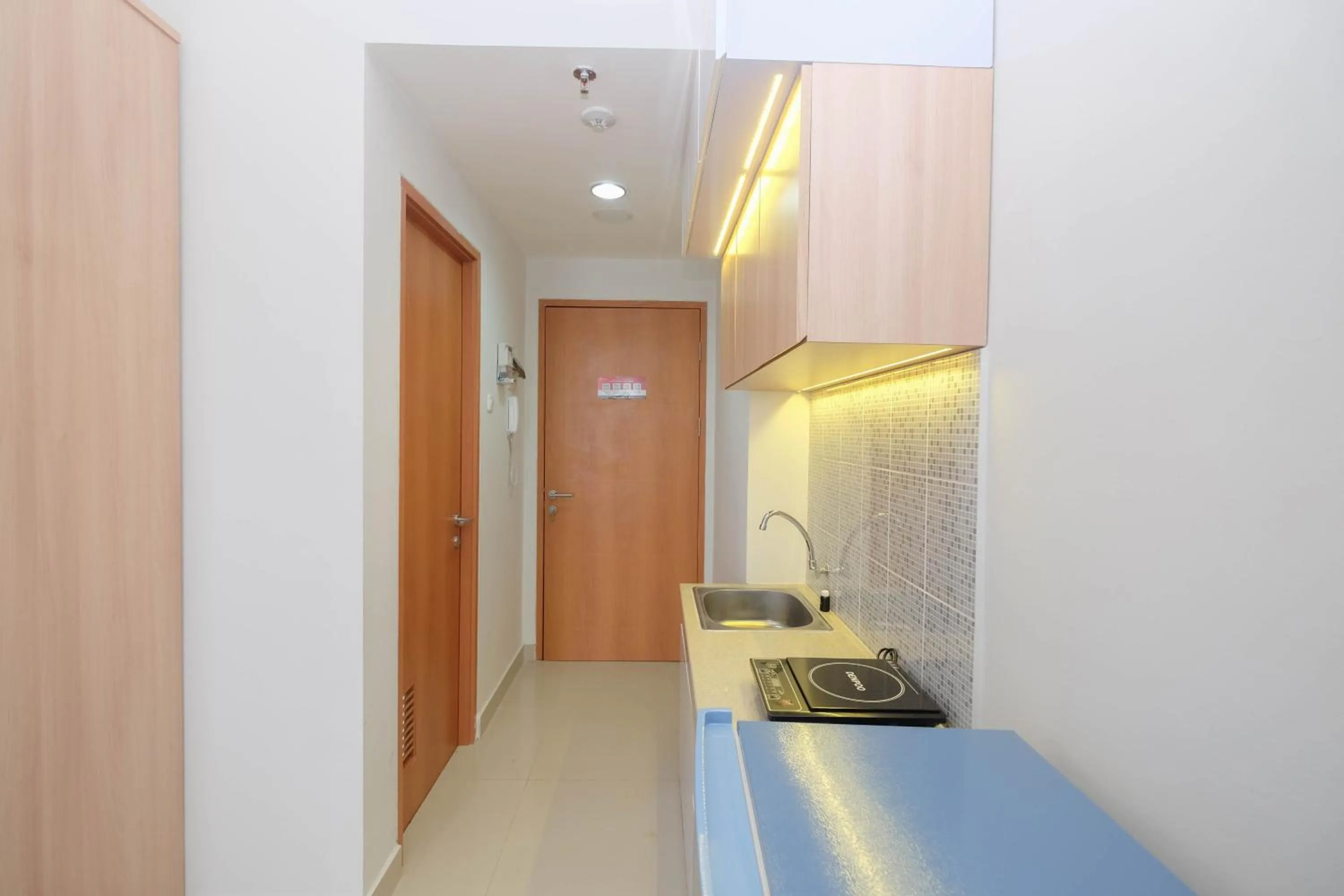 Pleasurable Studio at Evenciio Apartment near Campus Area By Travelio