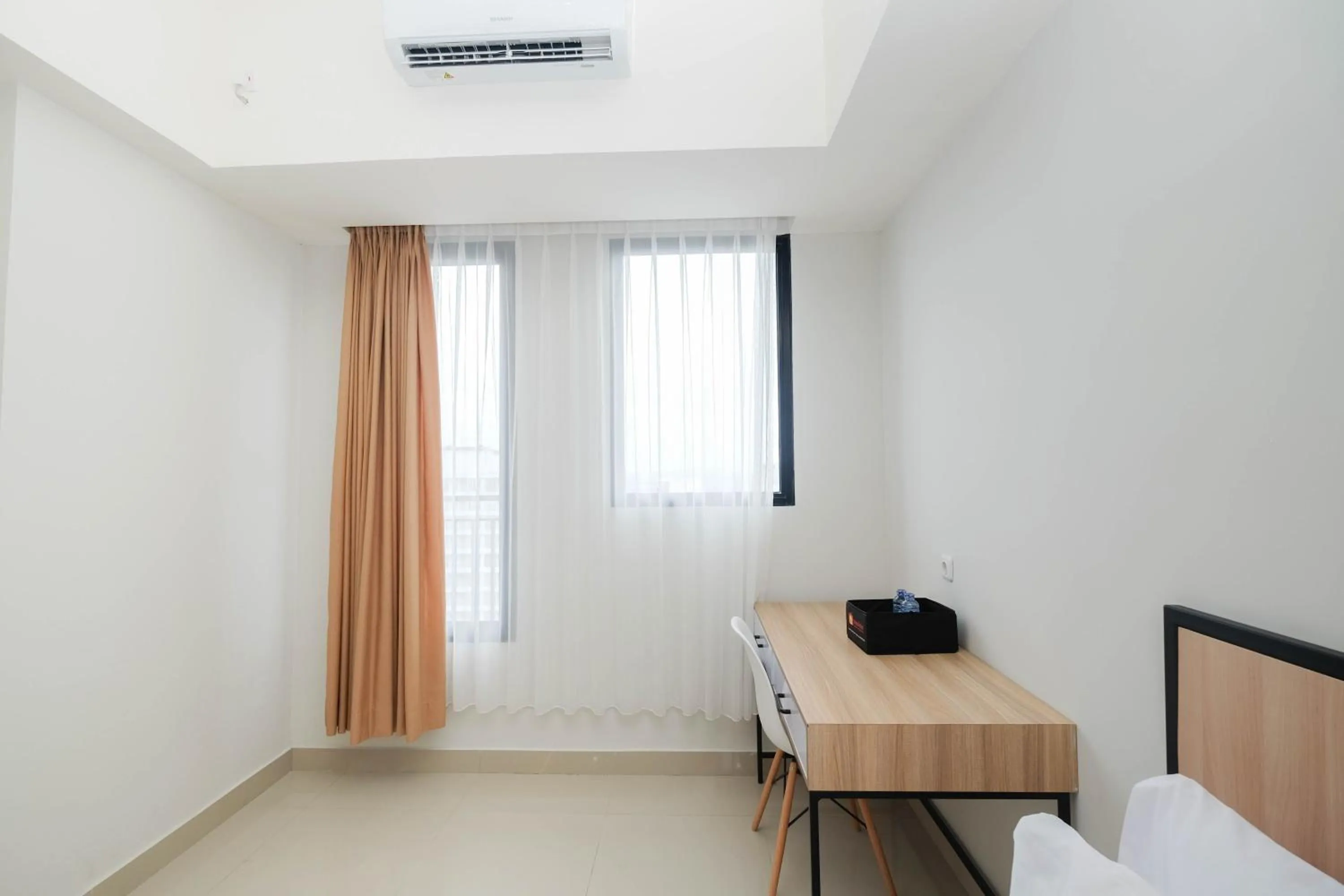 Pleasurable Studio at Evenciio Apartment near Campus Area By Travelio