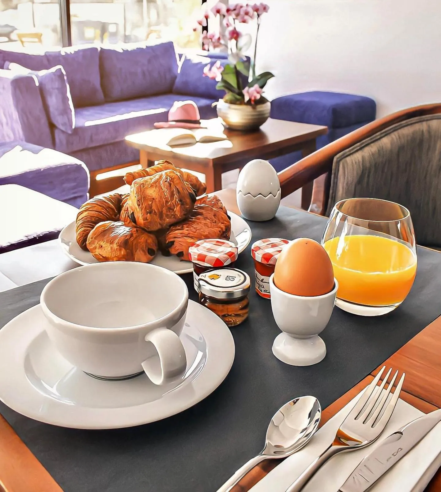 Breakfast in Rives d'Or Hôtel