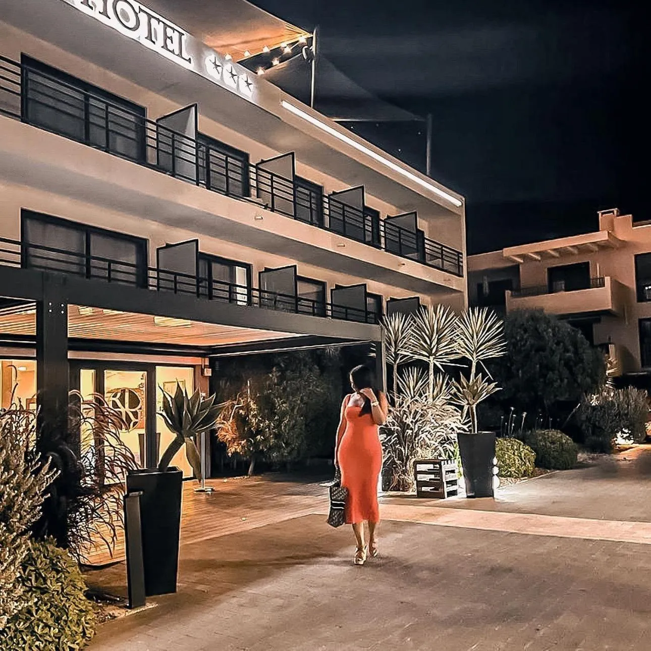 Property building in Rives d'Or Hôtel