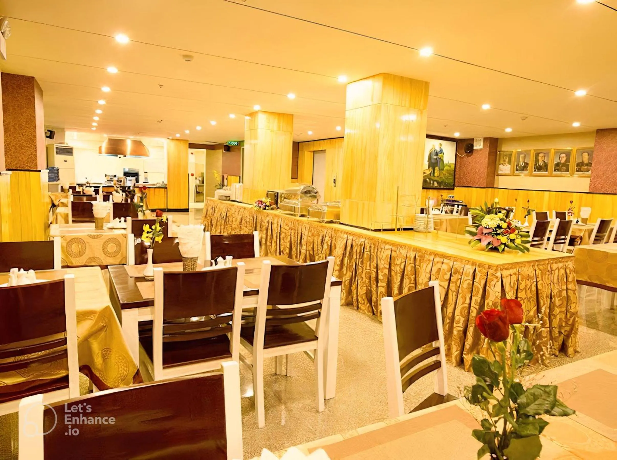 Restaurant/places to eat in Golden Rain 2 Hotel Nha Trang Beach